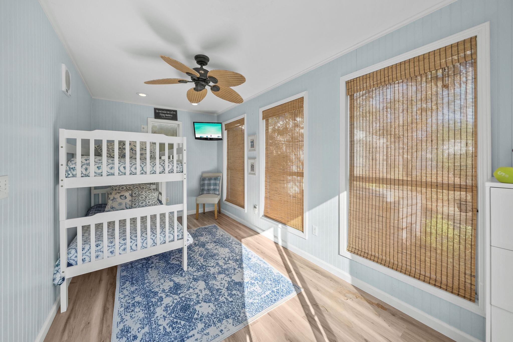 10 Fairway Drive