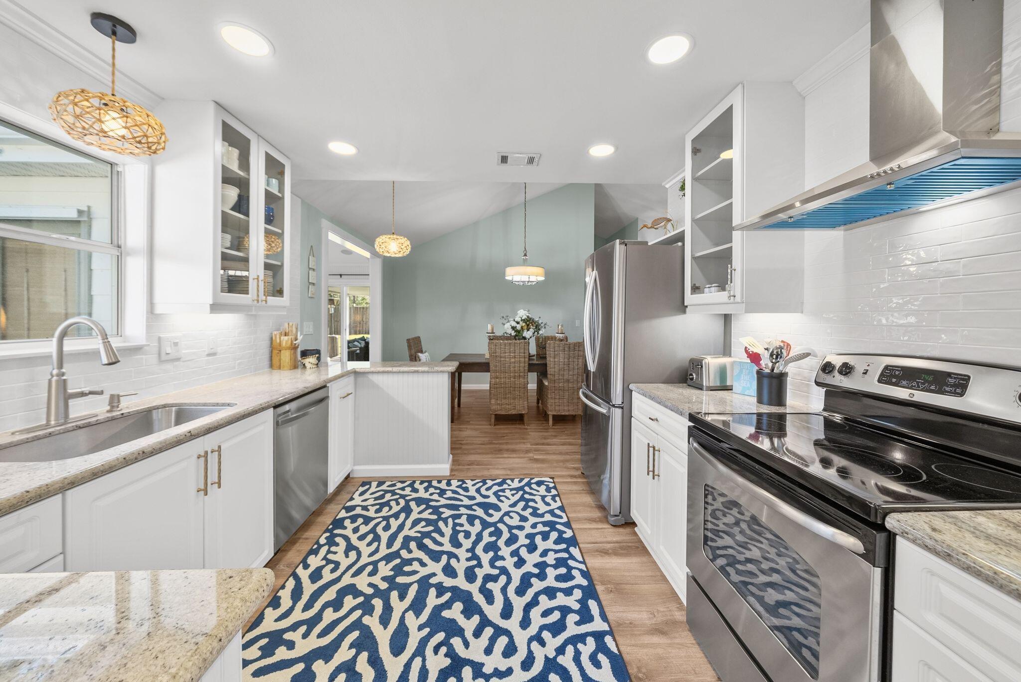 10 Fairway Drive