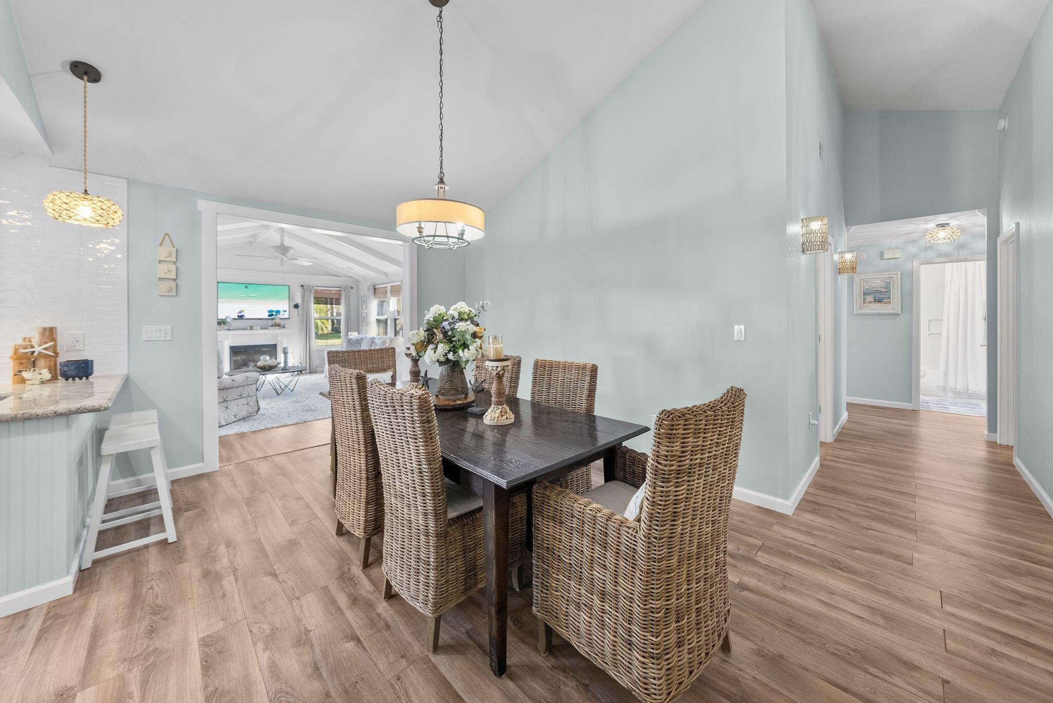 10 Fairway Drive