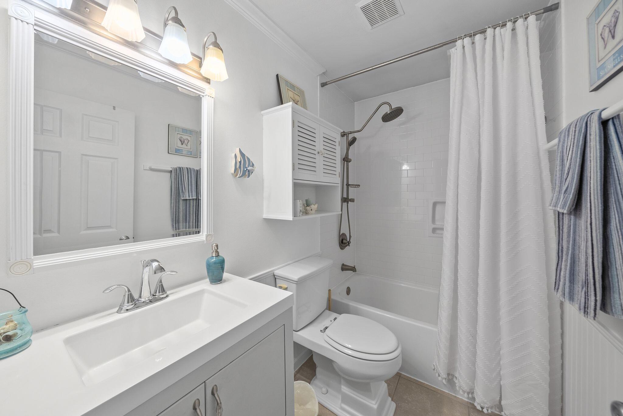 10 Fairway Drive