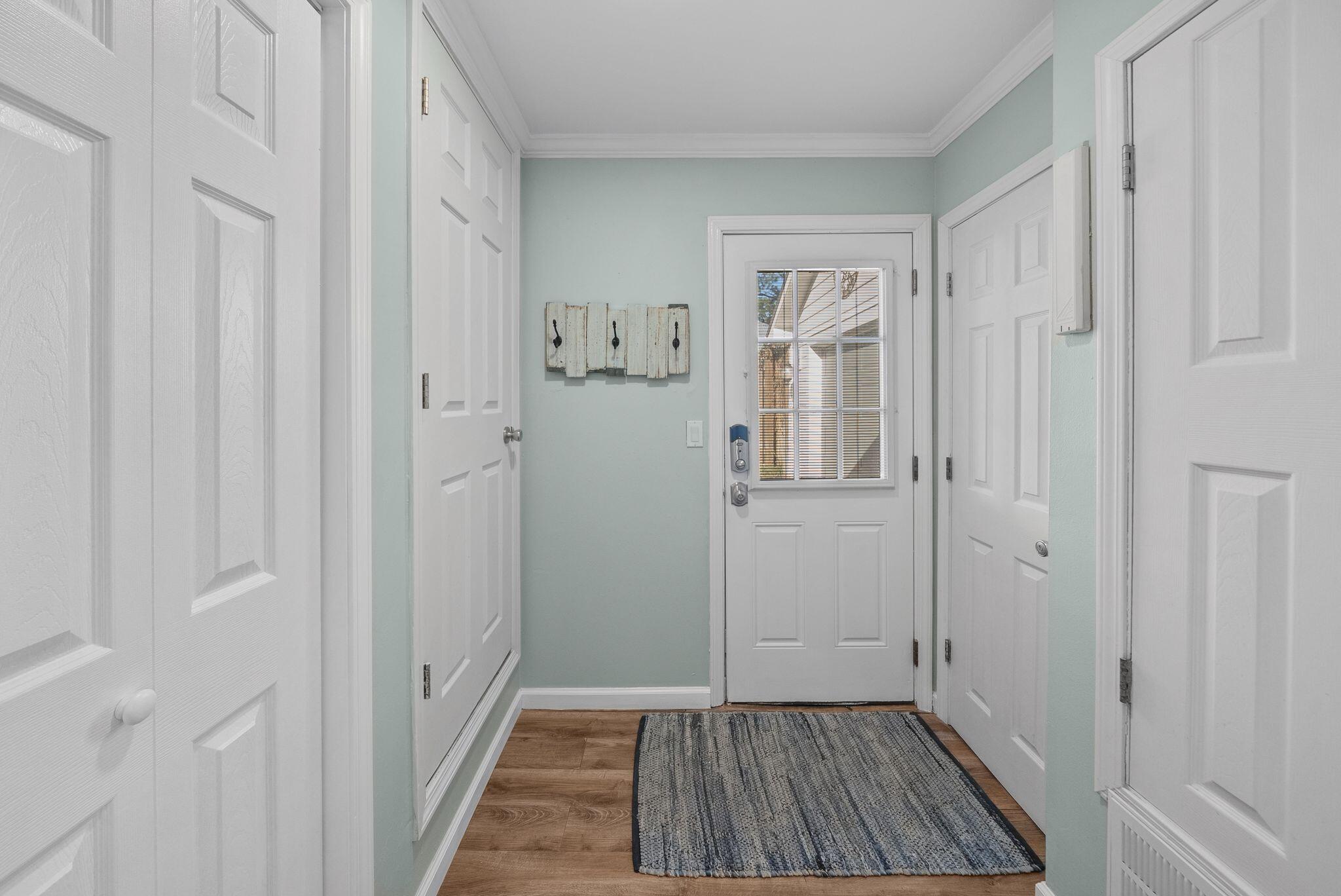 10 Fairway Drive