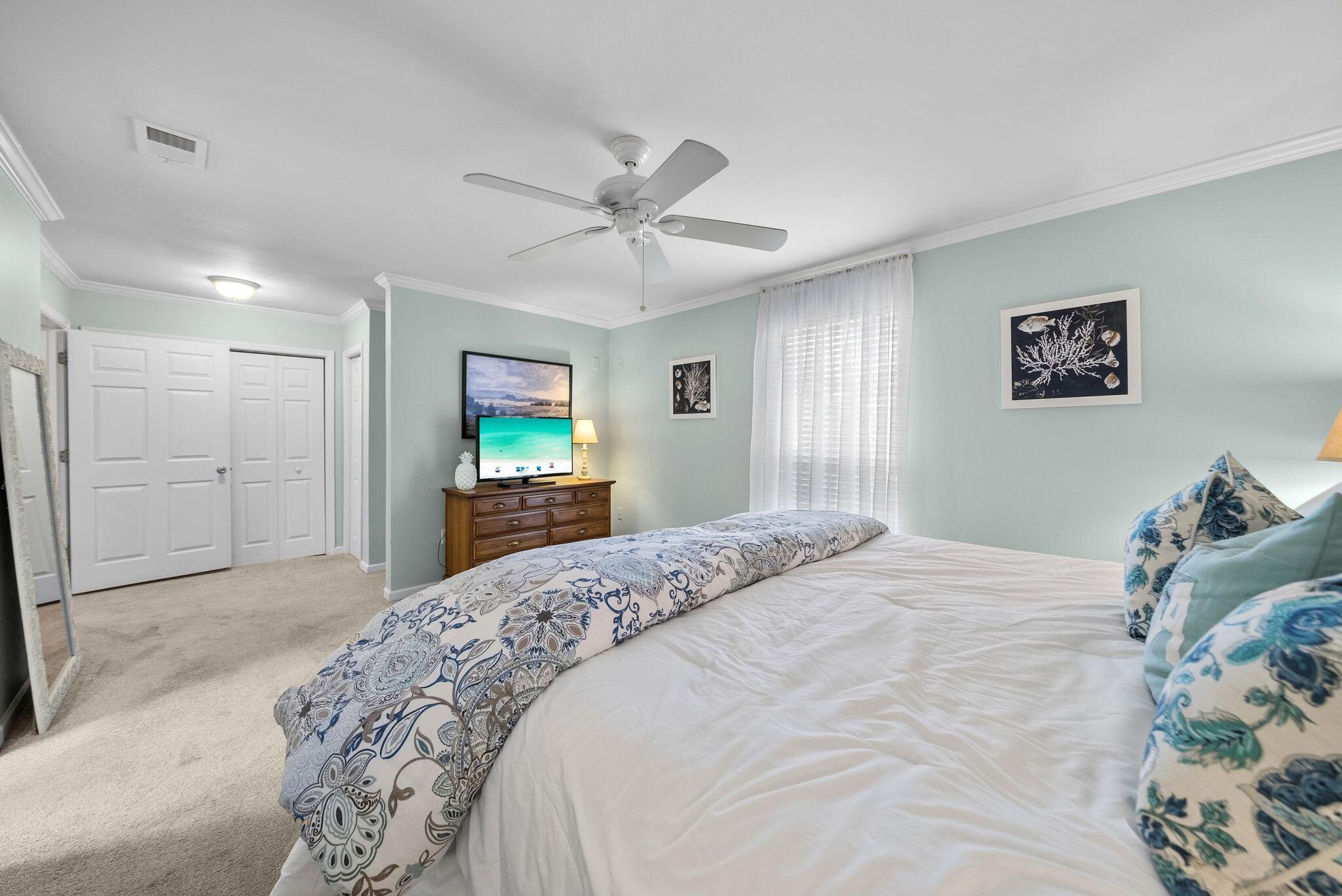 10 Fairway Drive