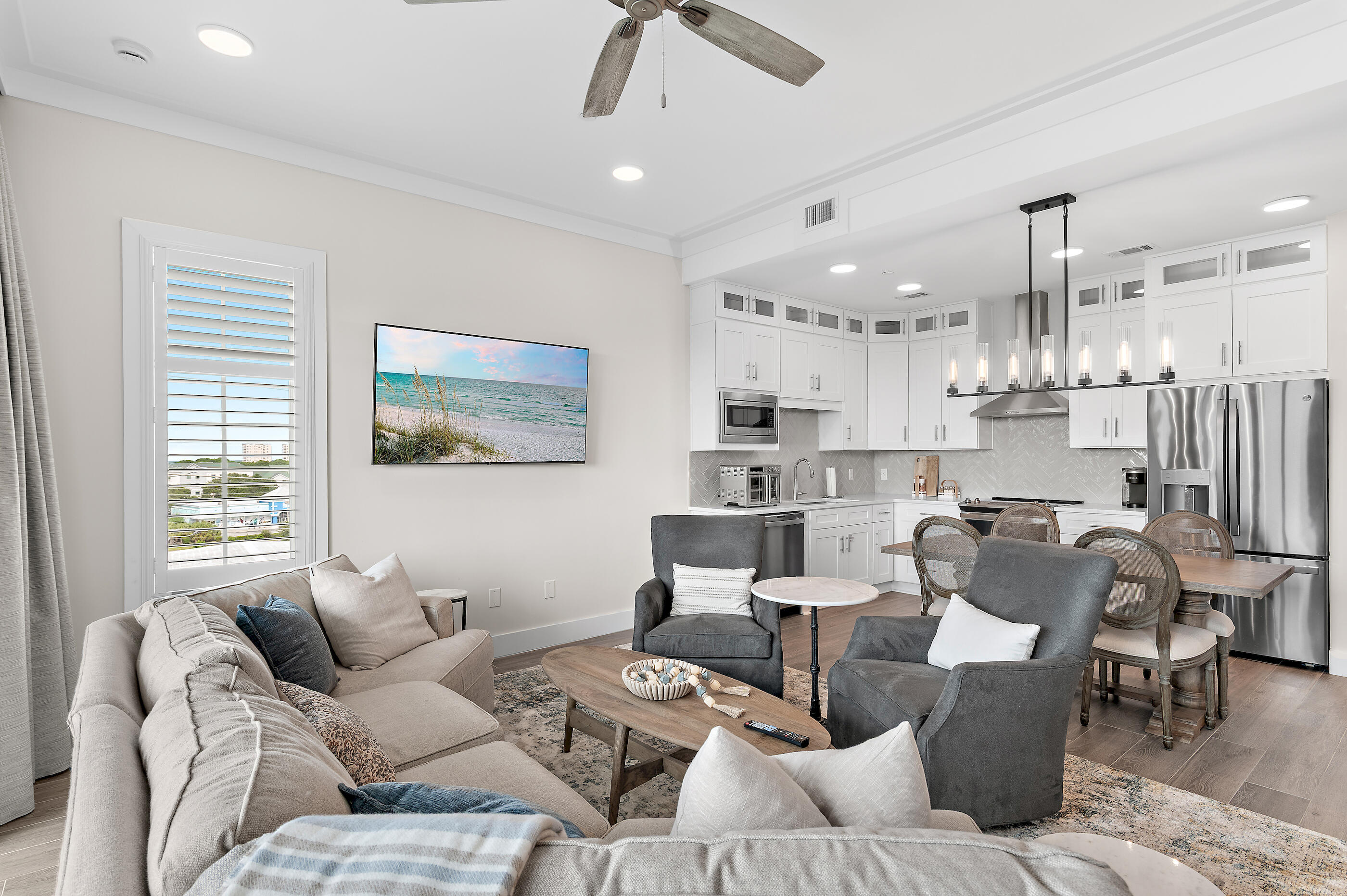 206 Henderson Resort Way 5404