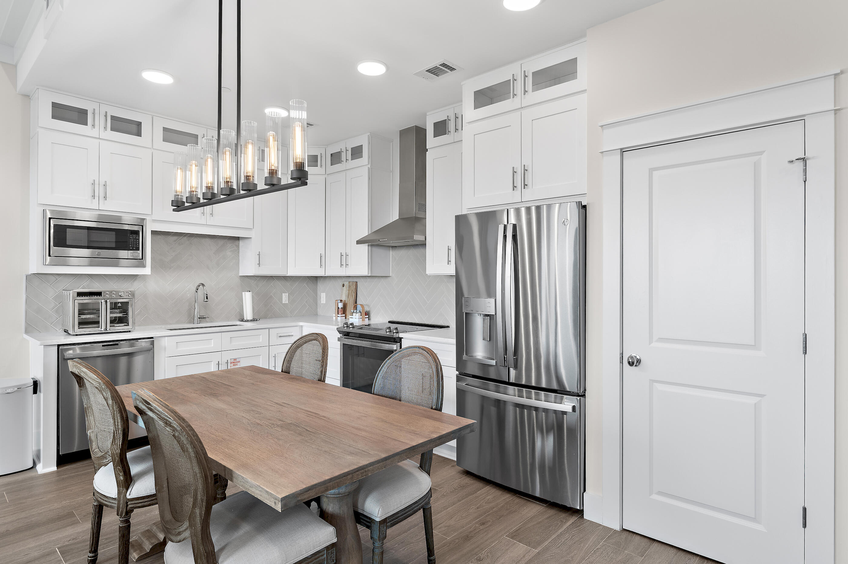 206 Henderson Resort Way 5404