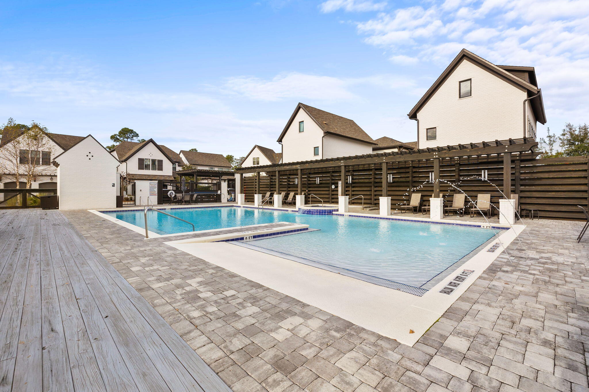 88 Ridgewalk Circle