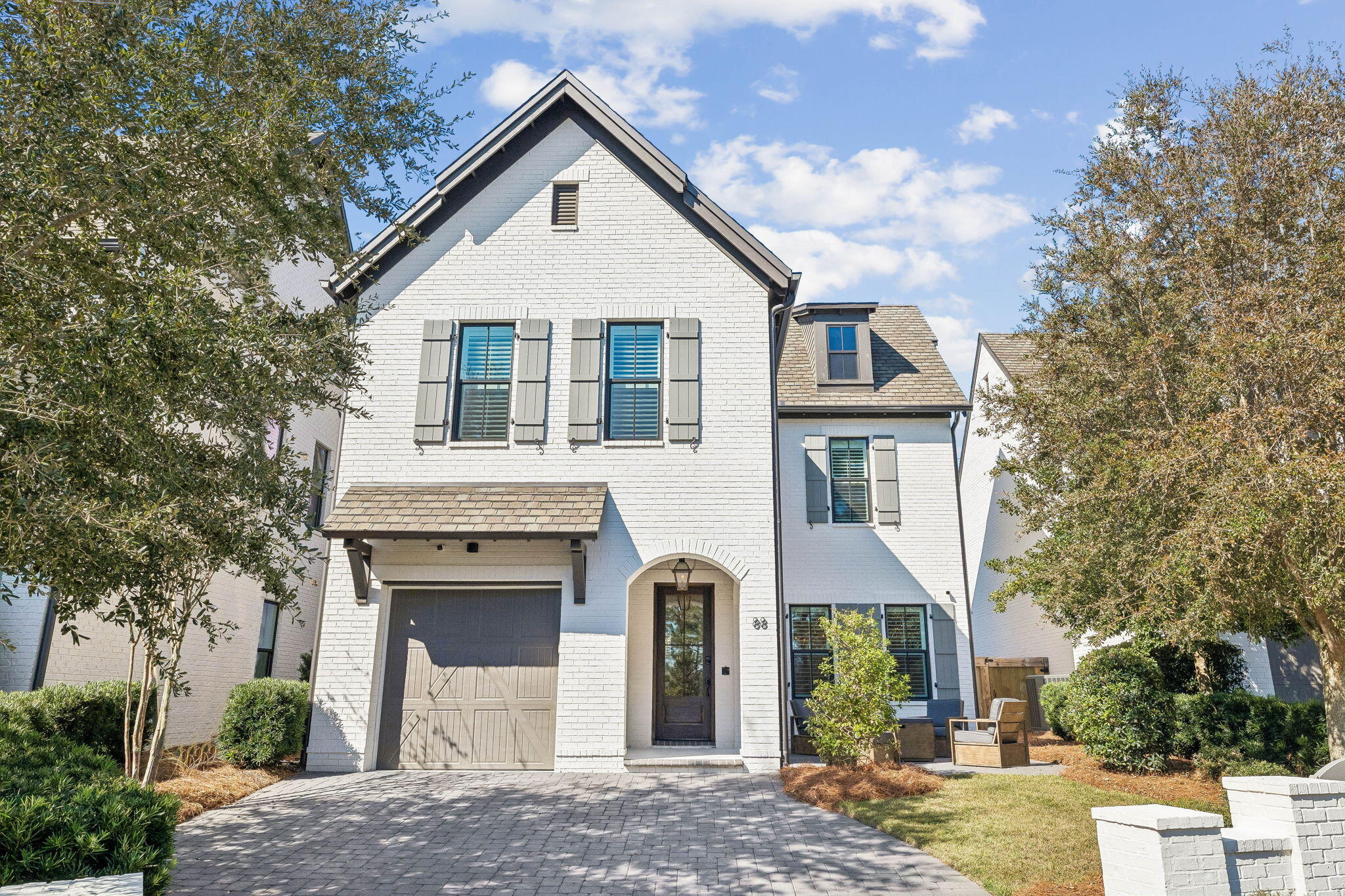 88 Ridgewalk Circle