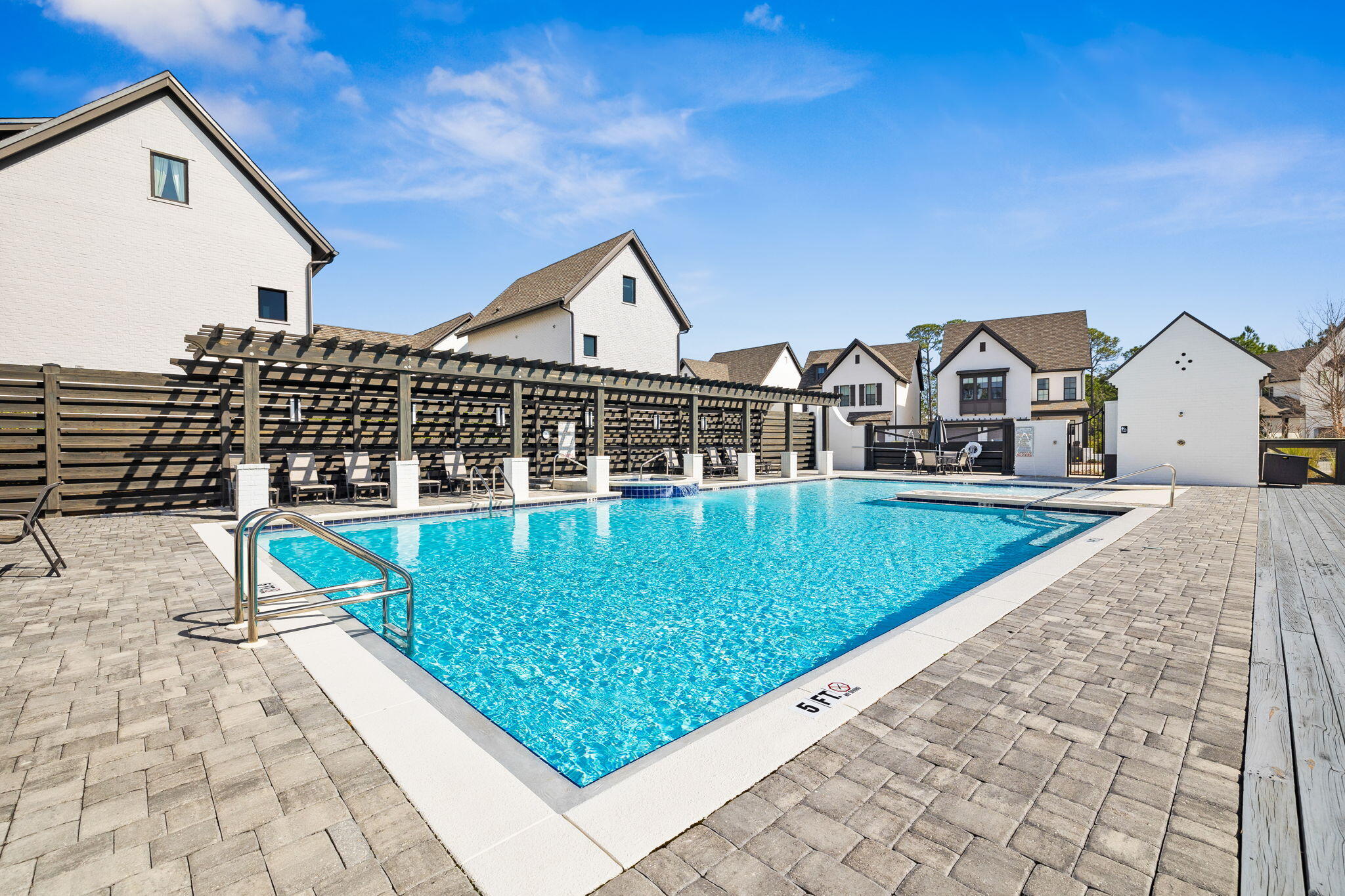 88 Ridgewalk Circle