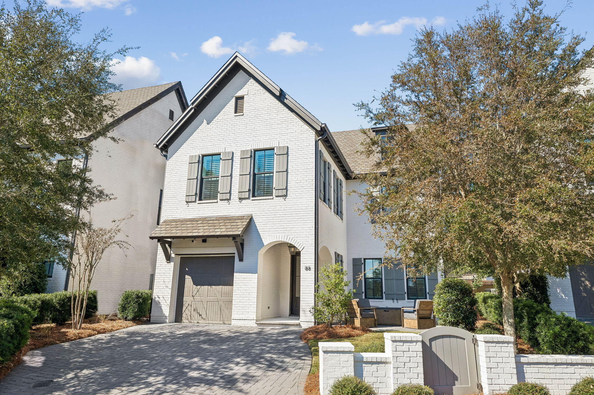 88 Ridgewalk Circle