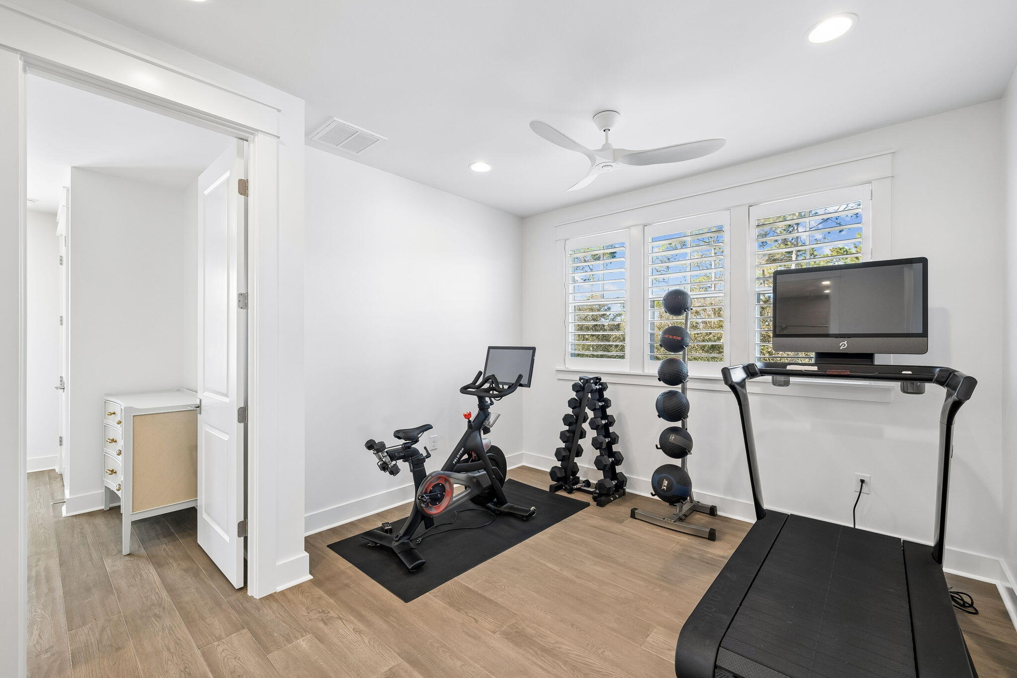 229 Sandchase Circle
