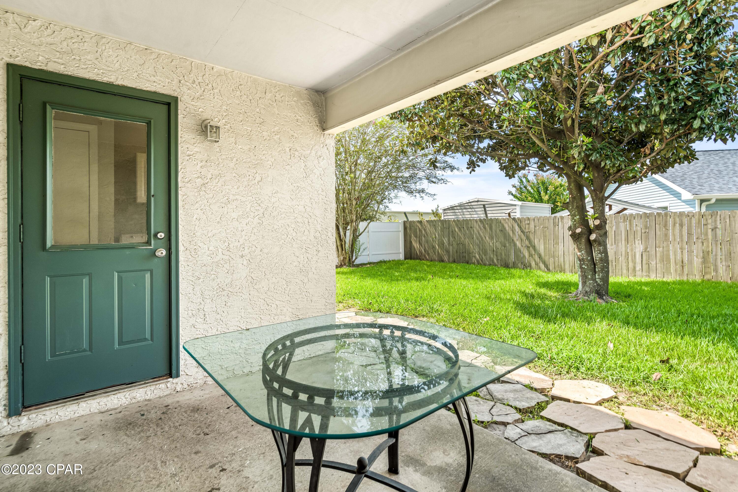 4046 Woodridge Road