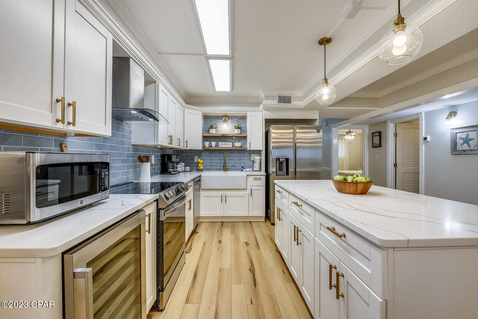 5801 Thomas Dr Drive 901