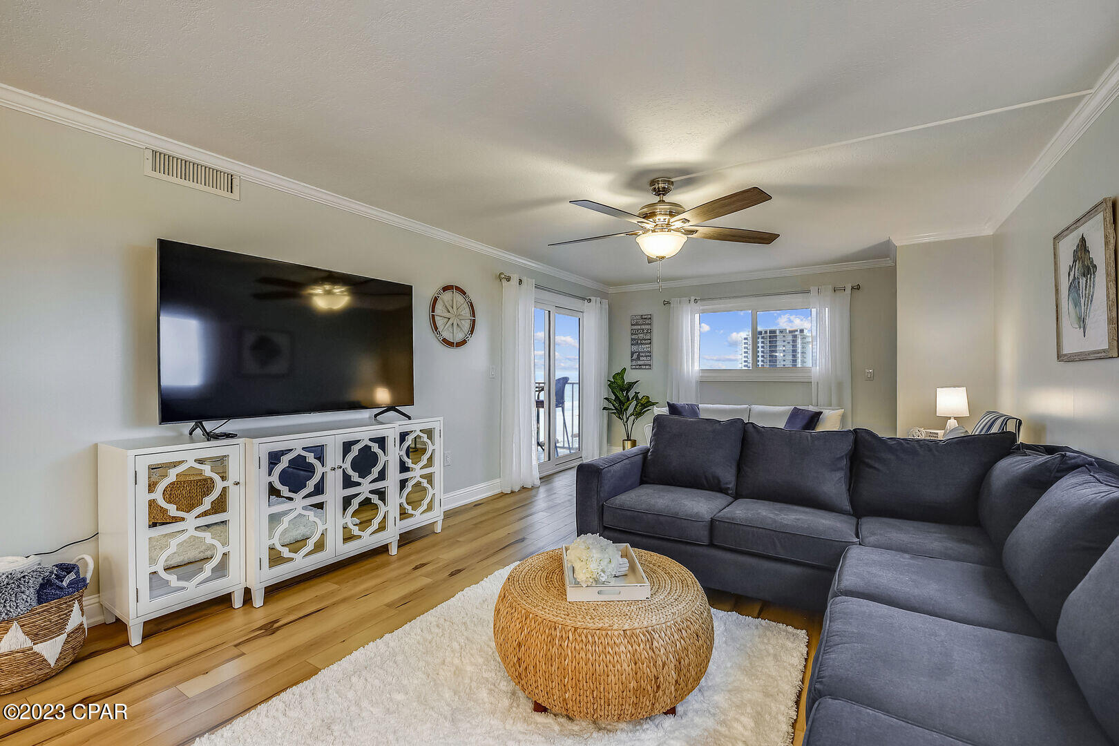 5801 Thomas Dr Drive 901