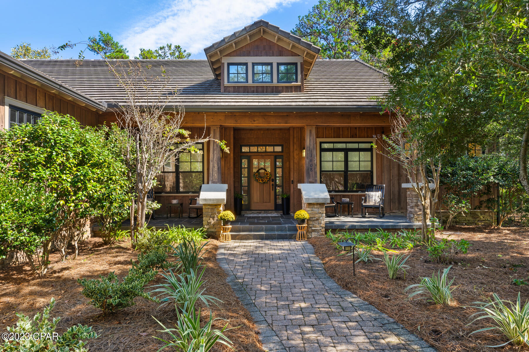 1608 Sharks Tooth Trail