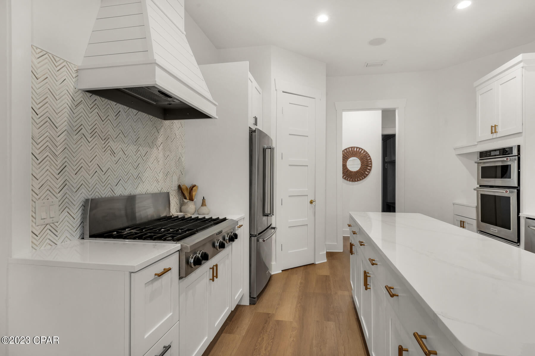 1608 Sharks Tooth Trail