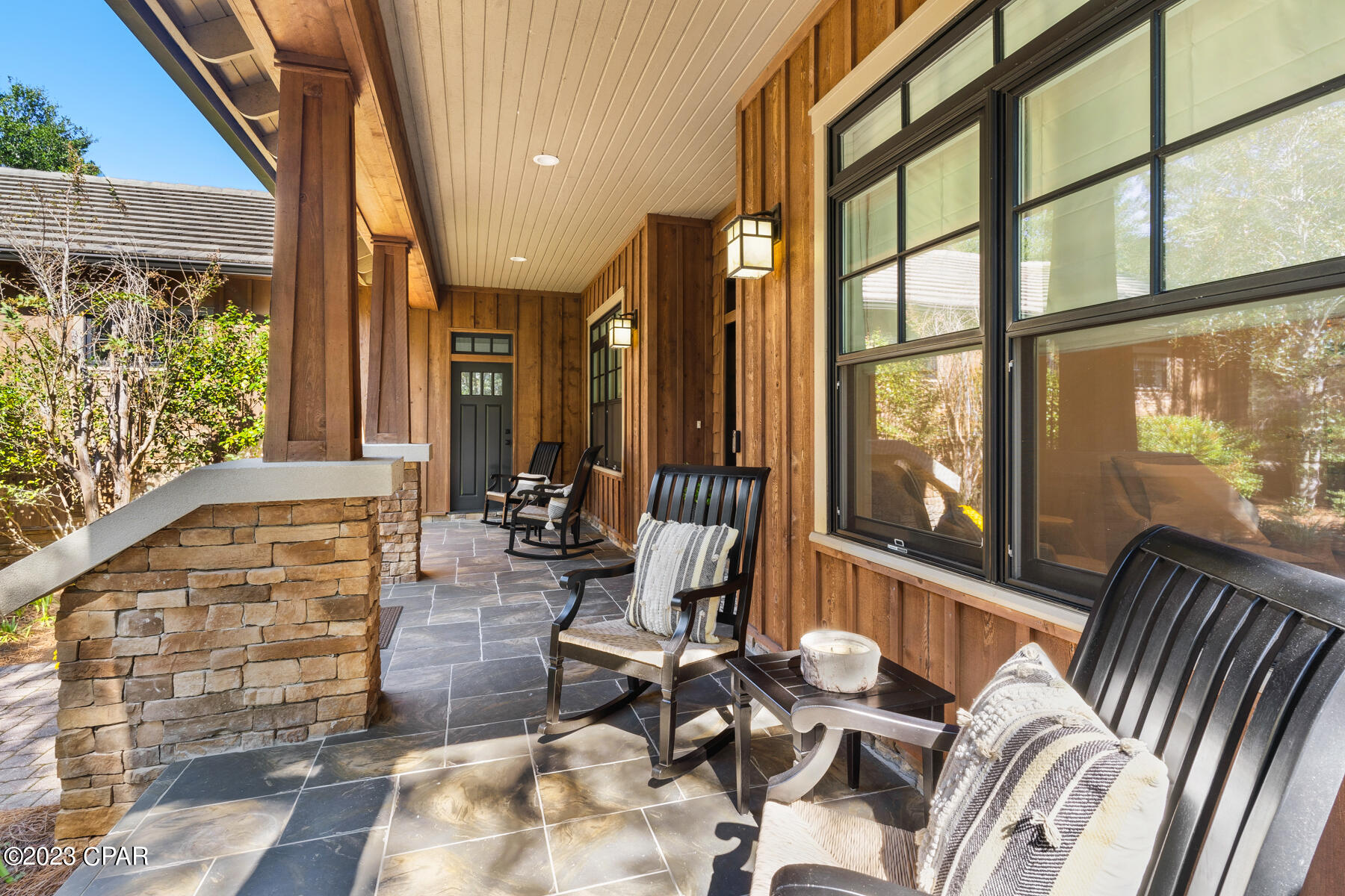 1608 Sharks Tooth Trail