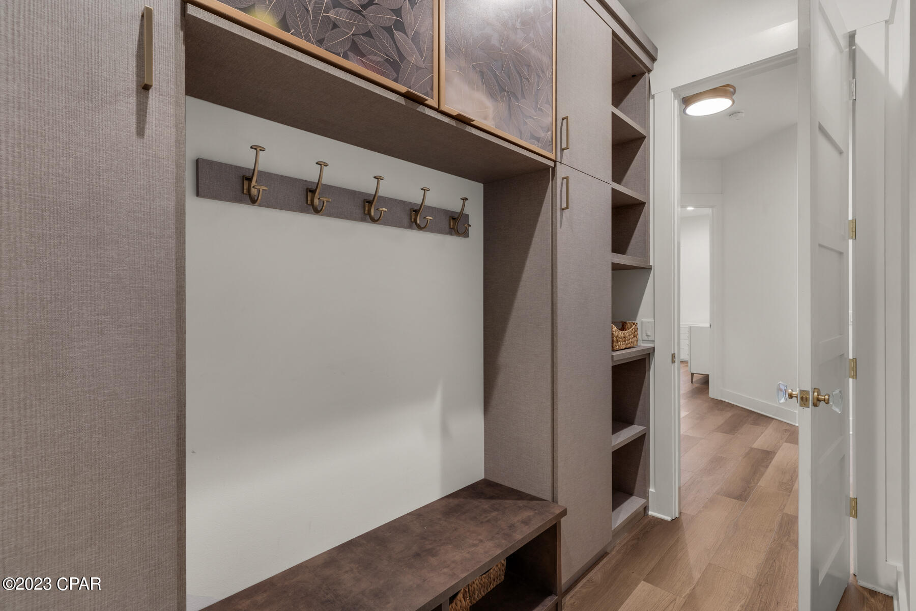 1608 Sharks Tooth Trail