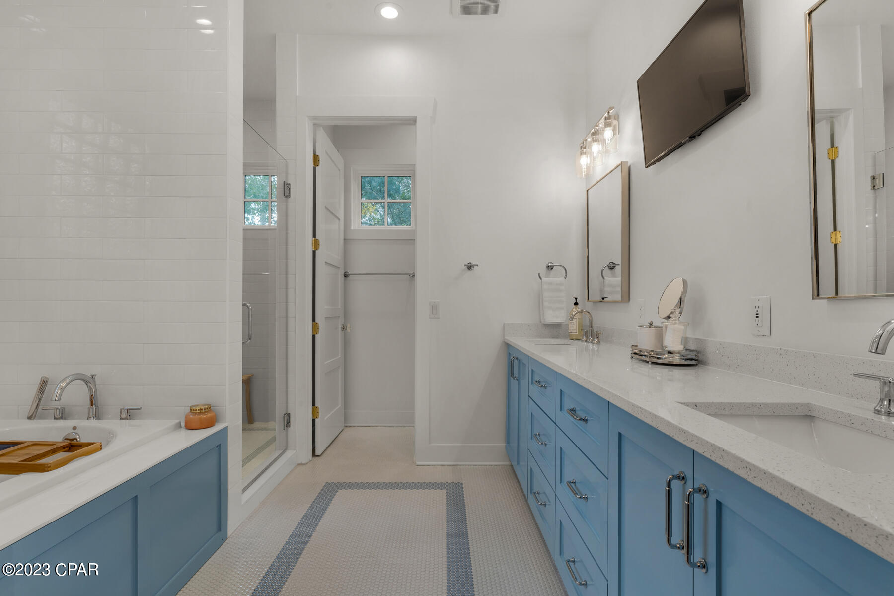 1608 Sharks Tooth Trail