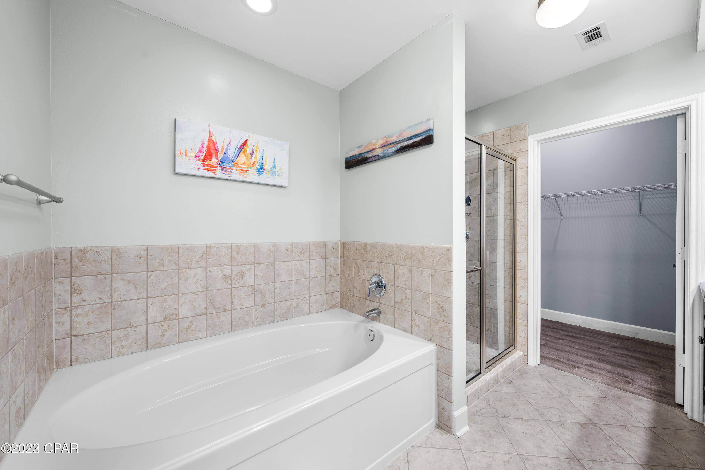 8700 Front Beach Road 5208