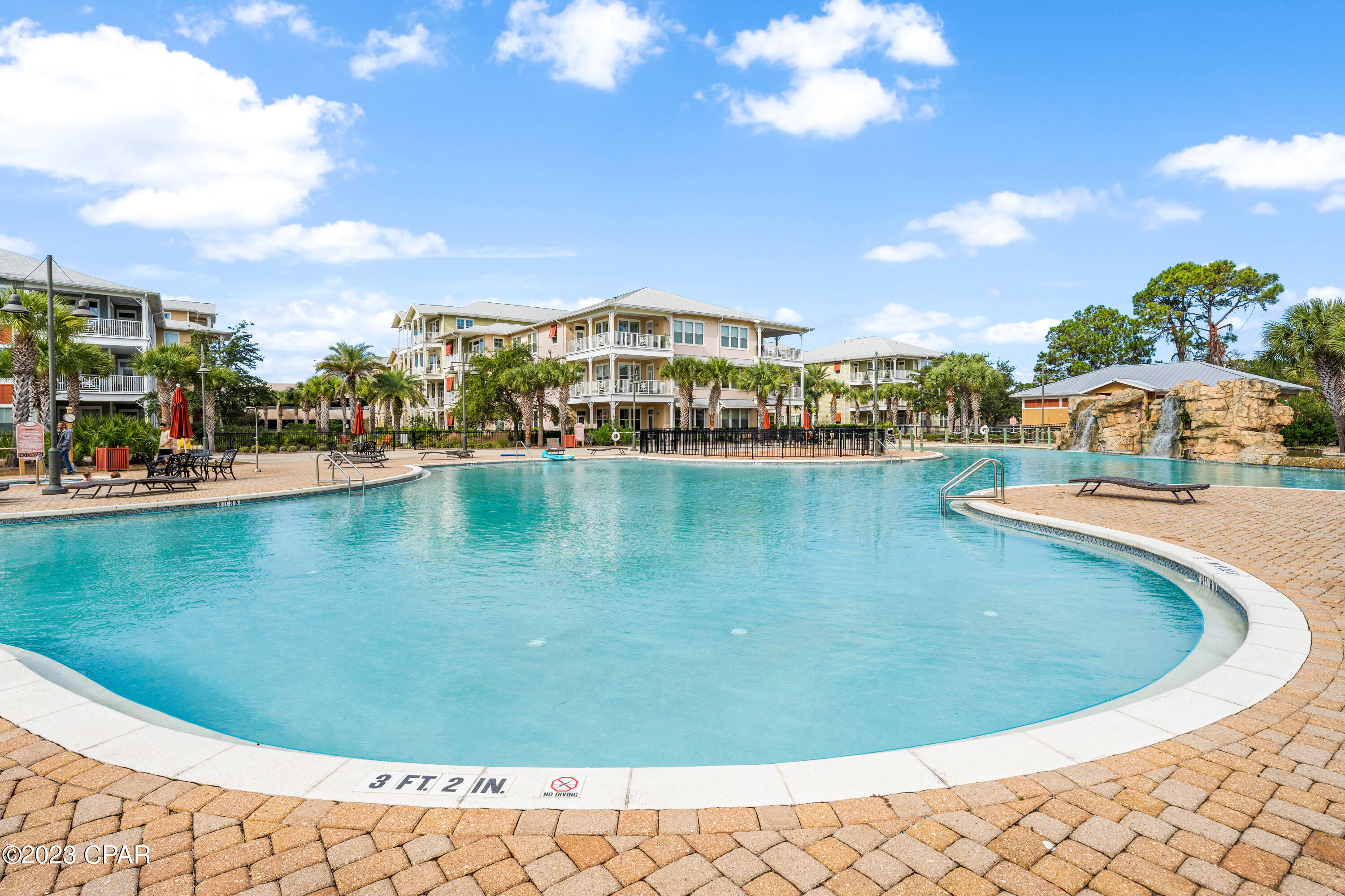 8700 Front Beach Road 5208