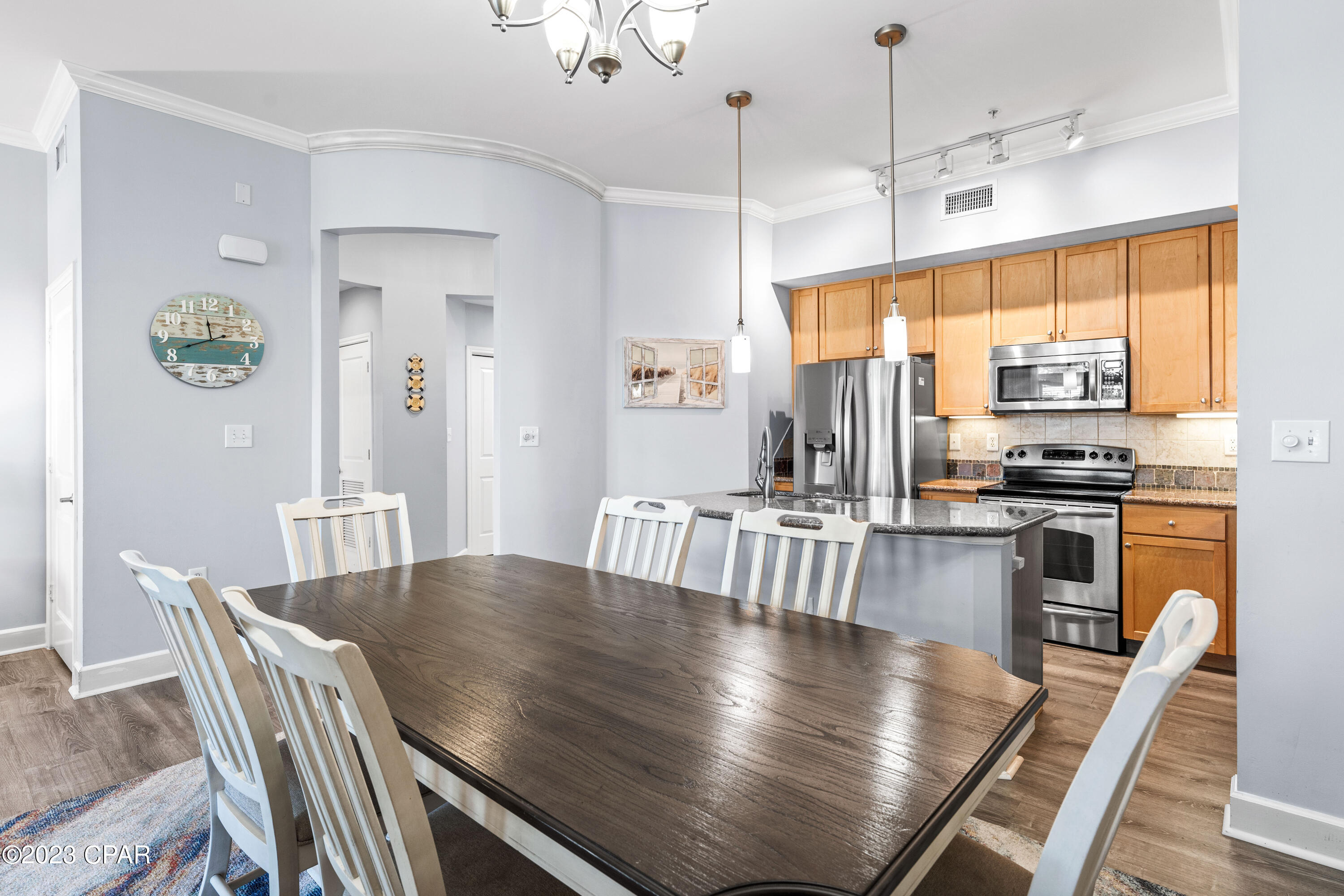 8700 Front Beach Road 5208