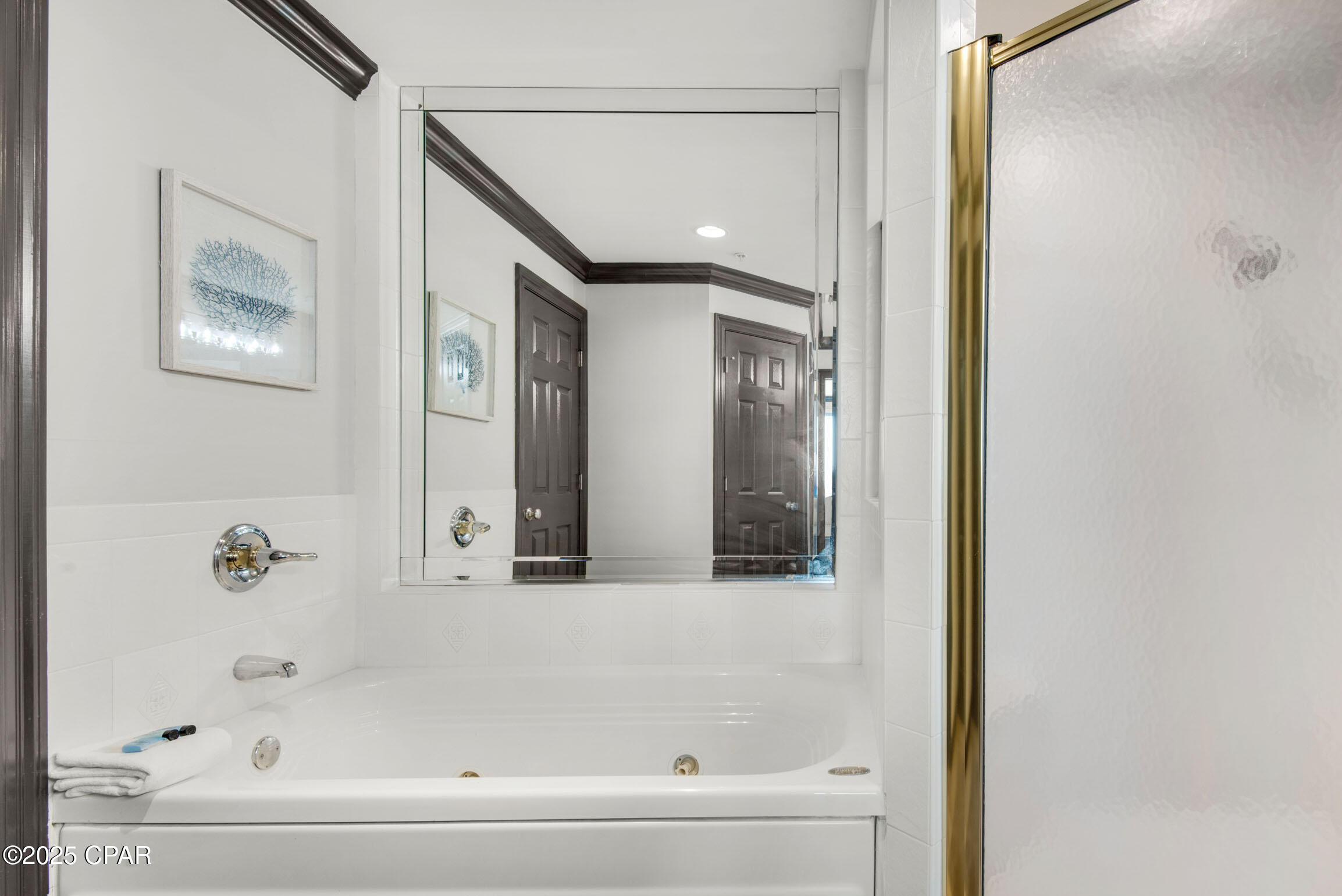 7115 Thomas Drive 901