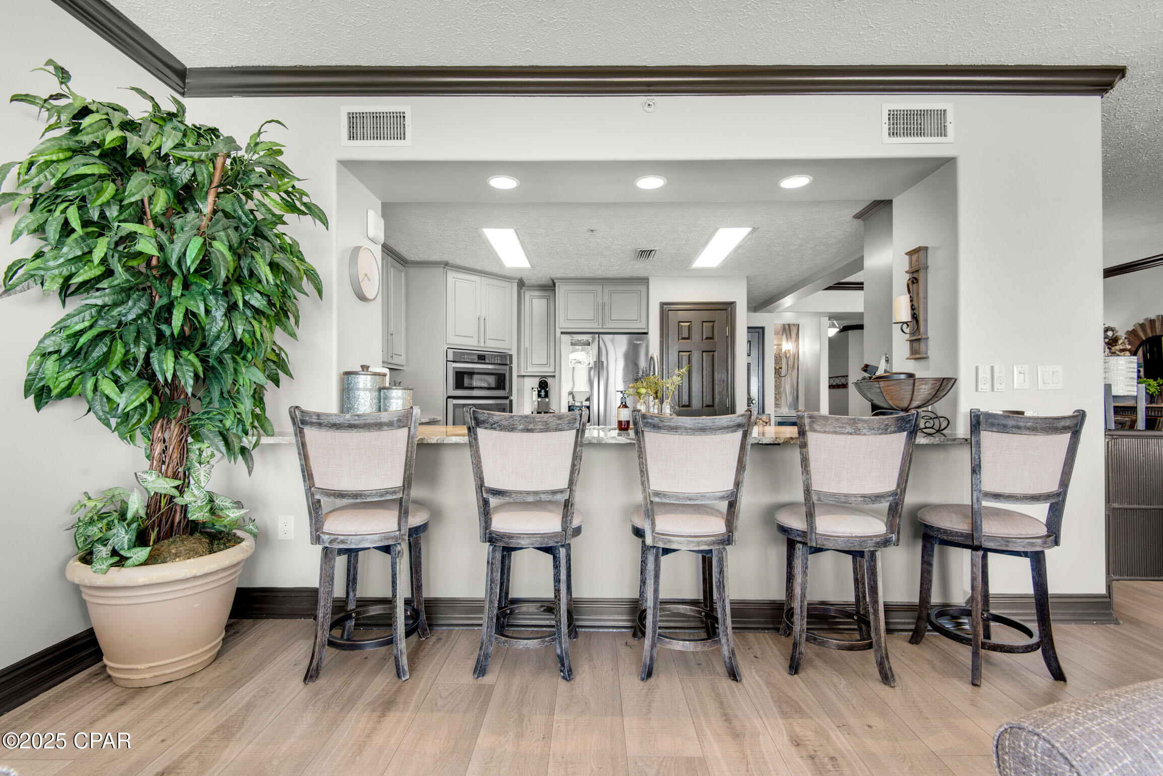 7115 Thomas Drive 901