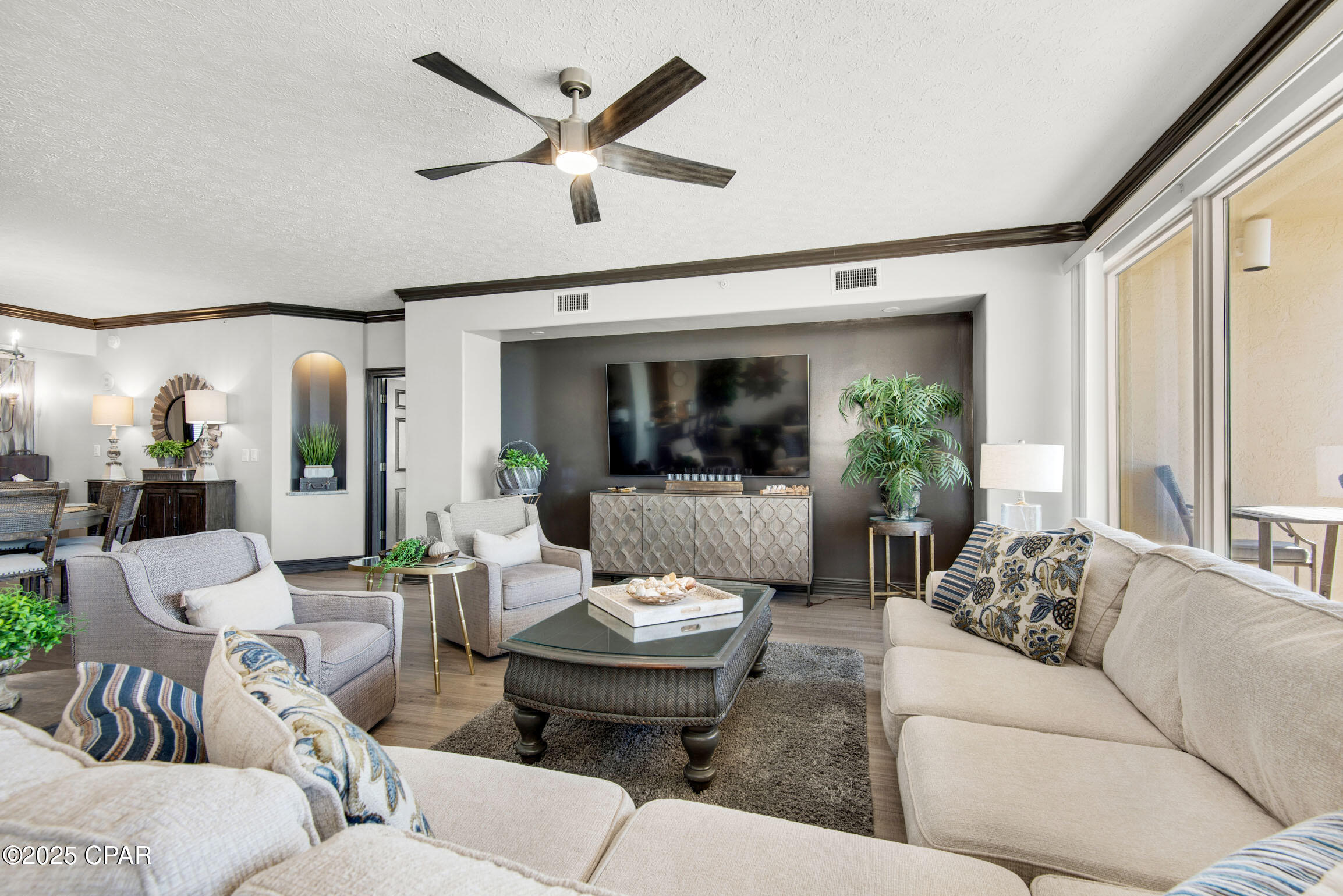 7115 Thomas Drive 901
