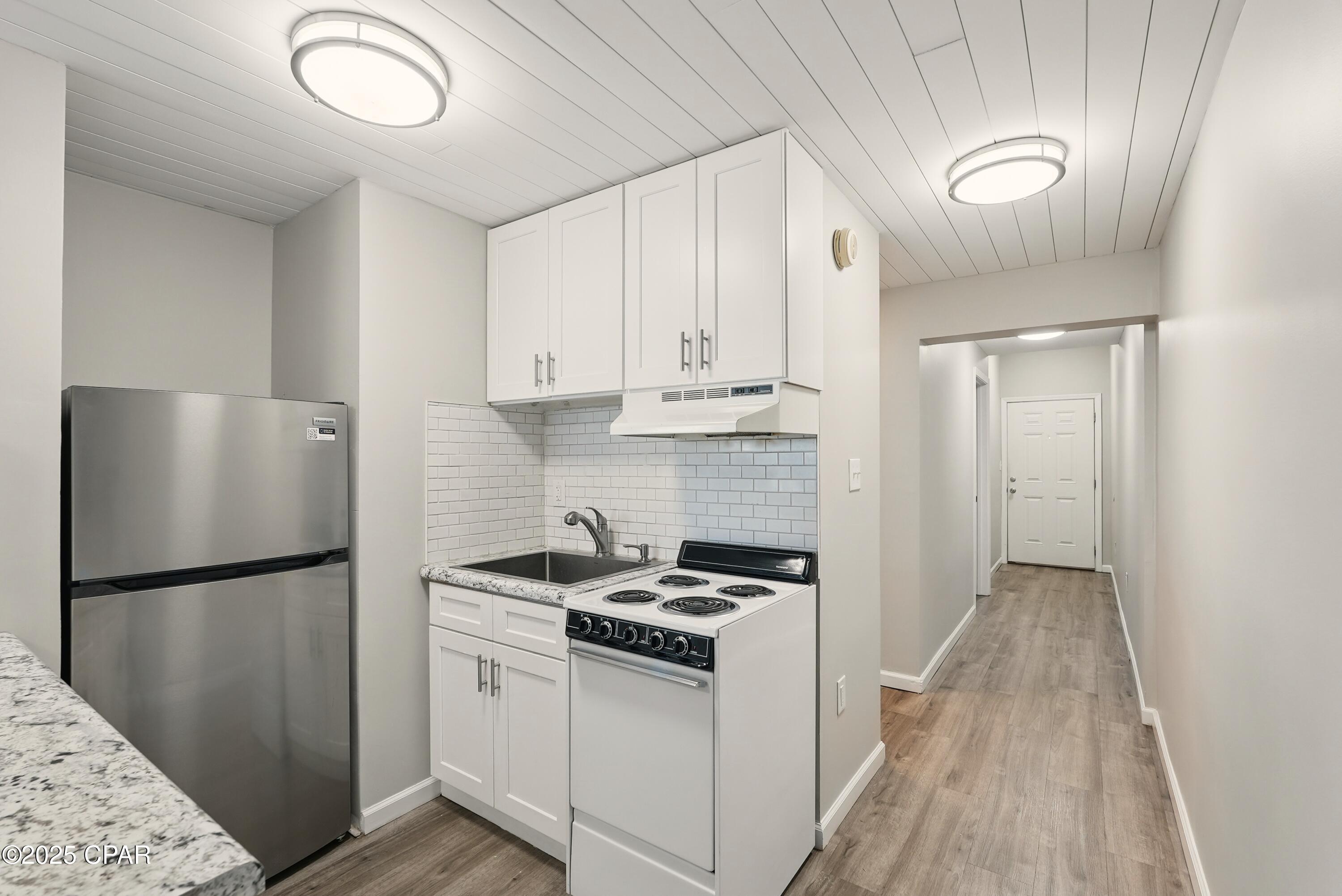 5505 Sun Harbor Road 143