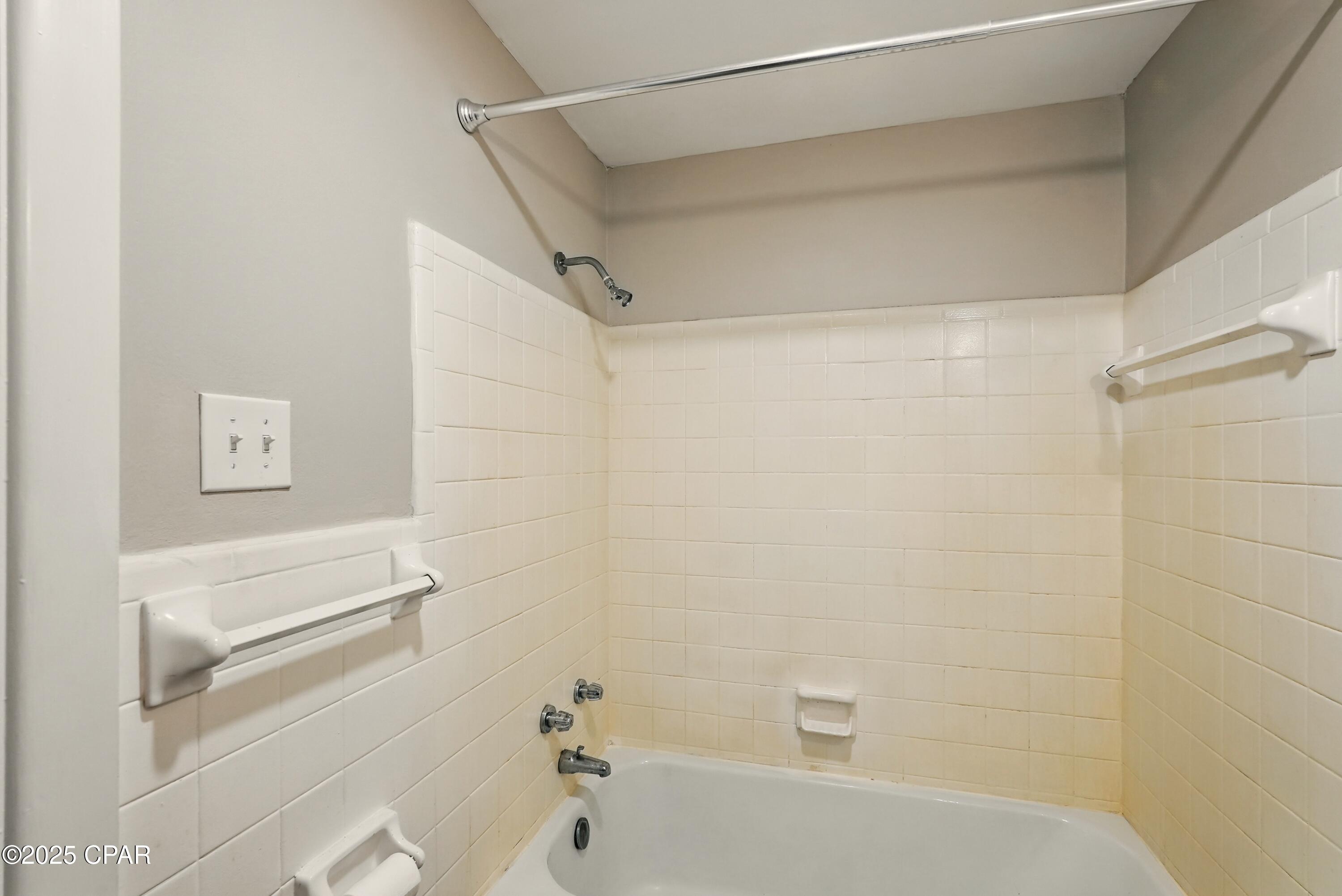 5505 Sun Harbor Road 143