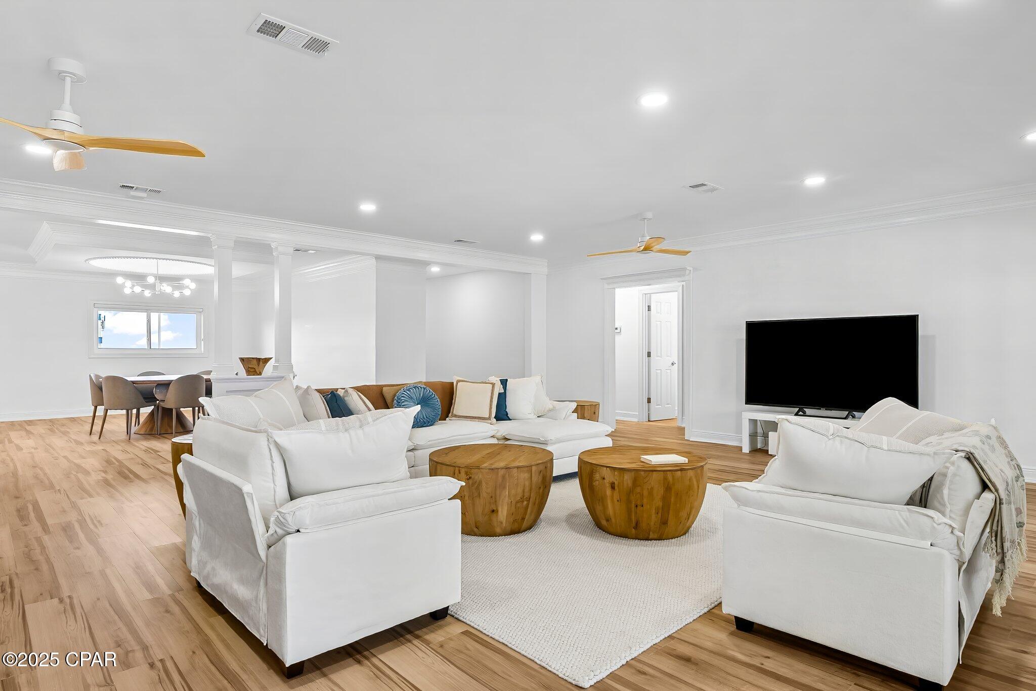 5801 Thomas Drive 1414