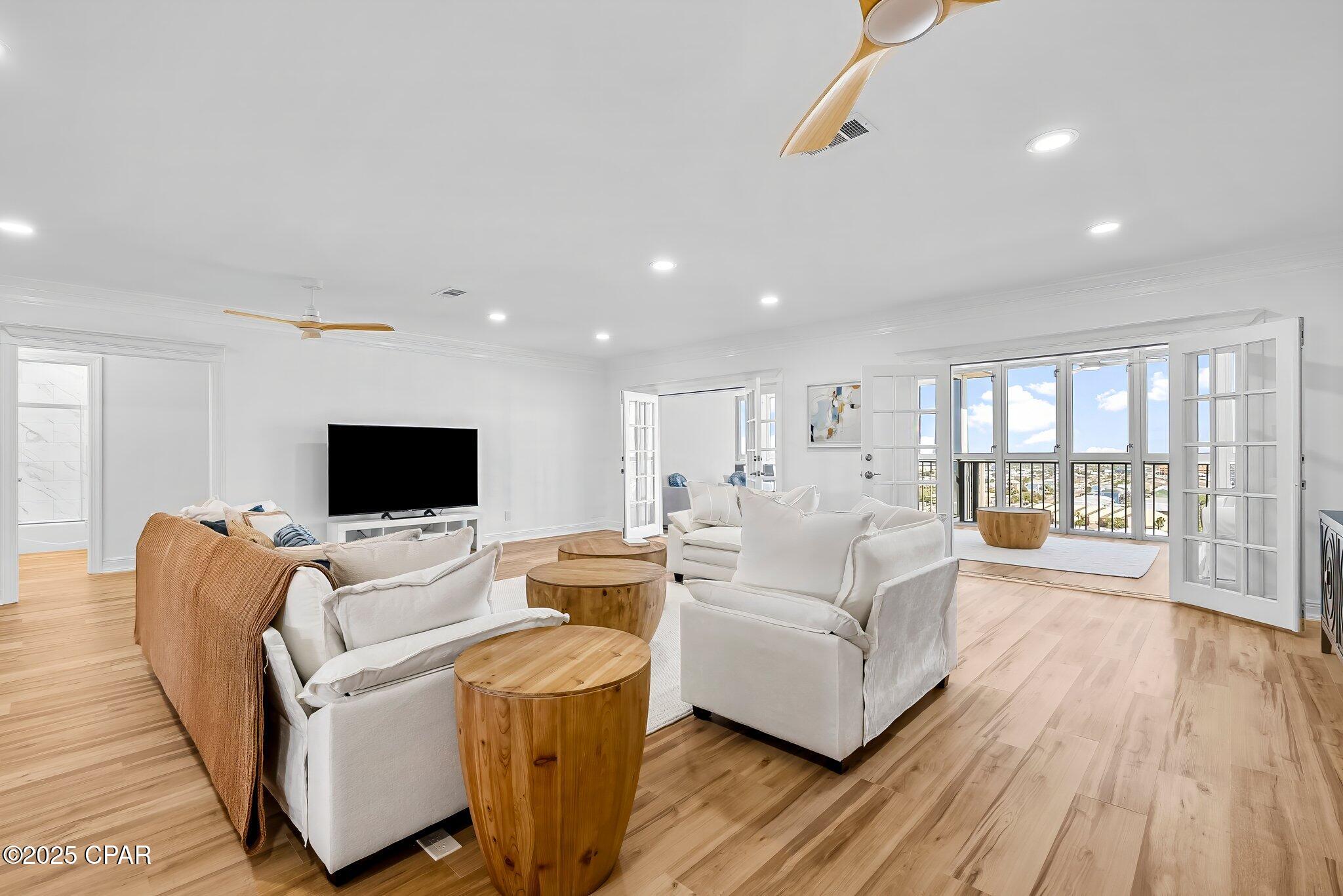 5801 Thomas Drive 1414