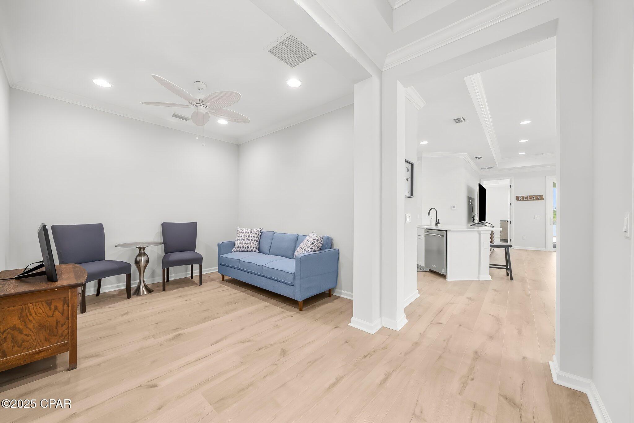 8526 Island Breeze Avenue