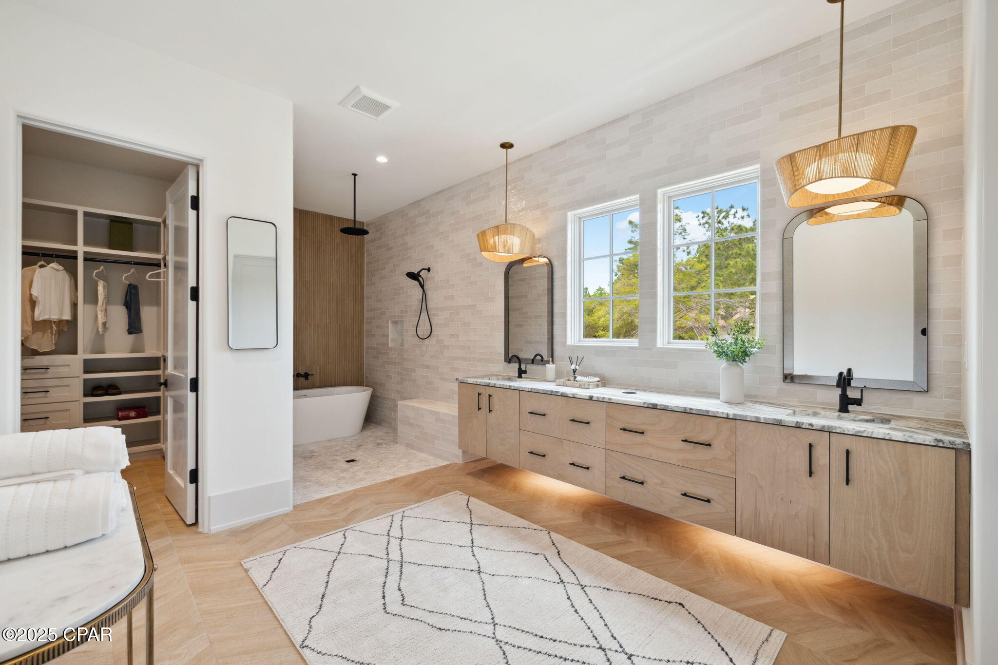 1621 Meadowlark Way