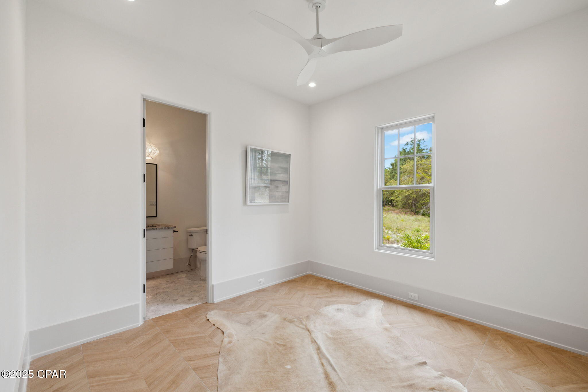 1621 Meadowlark Way
