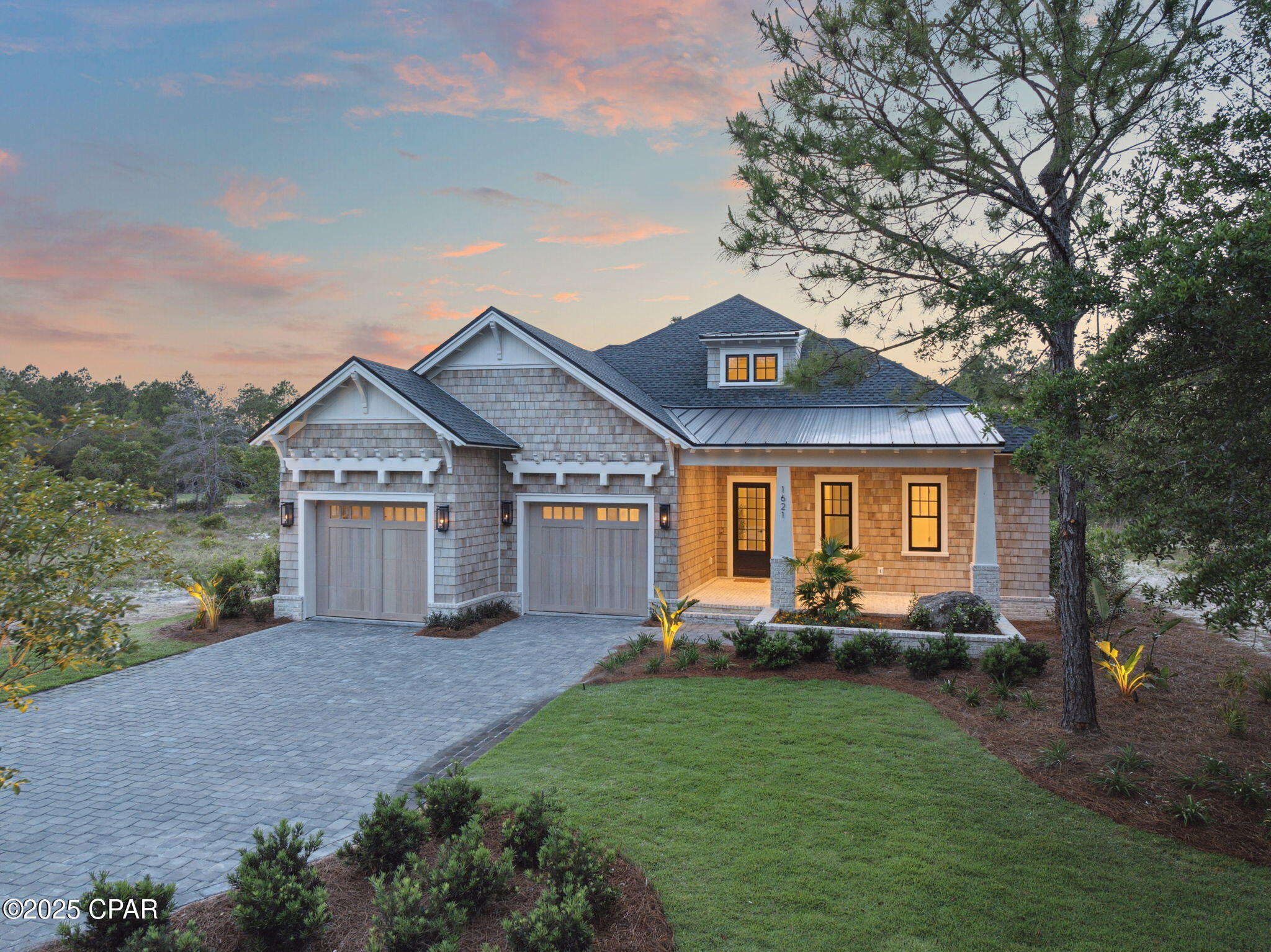 1621 Meadowlark Way