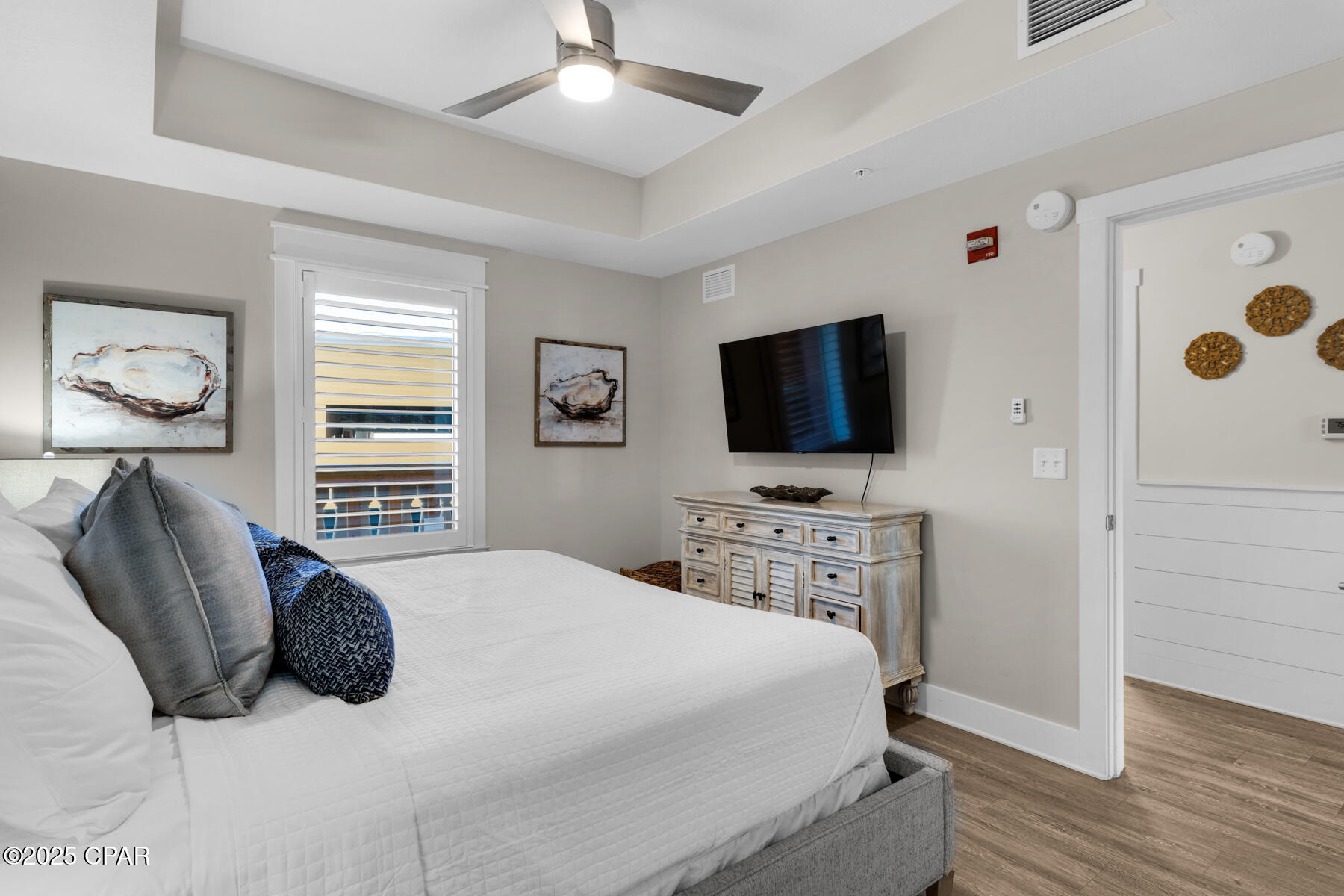 15928 Front Beach Road 711