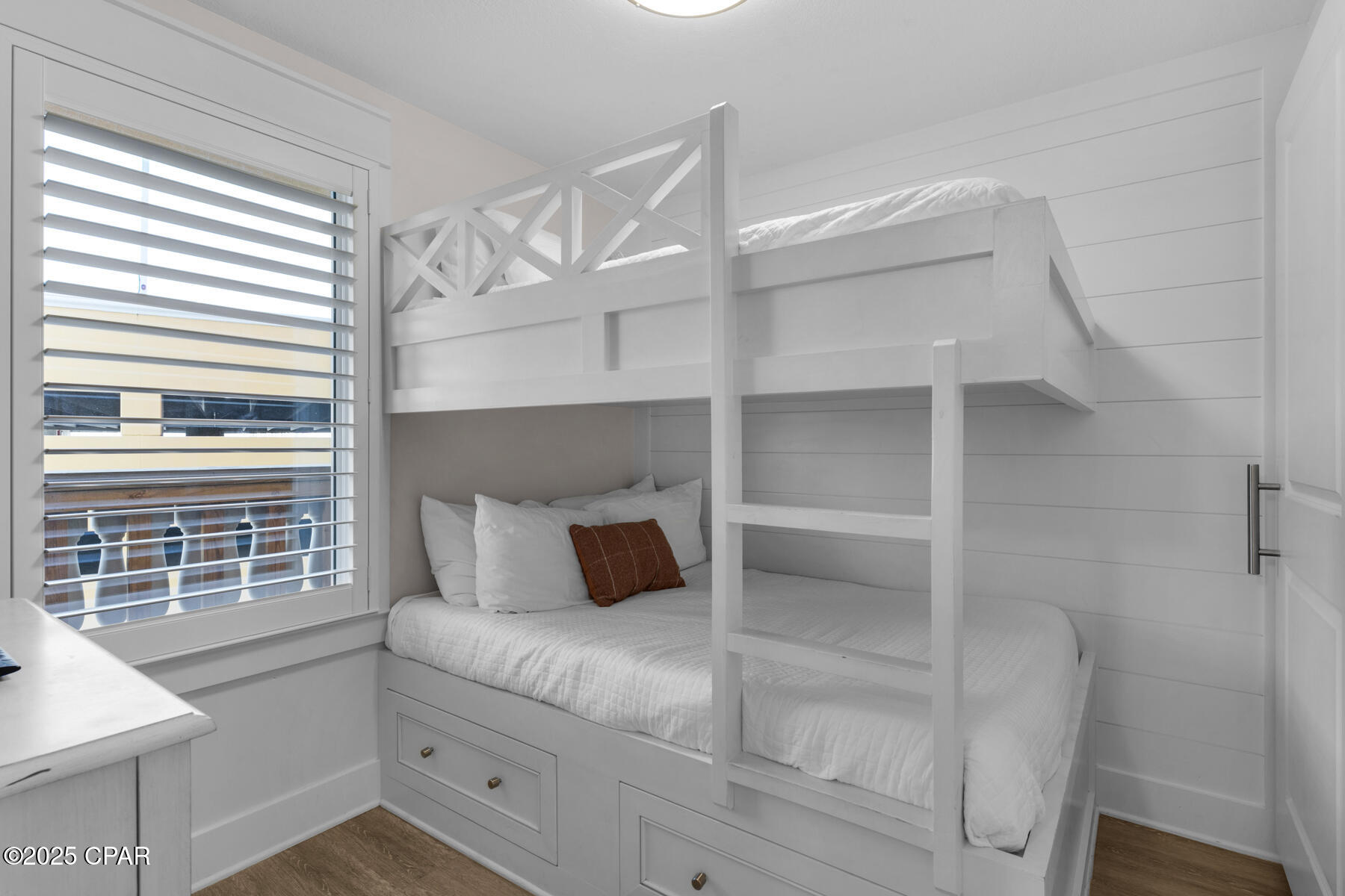 15928 Front Beach Road 711