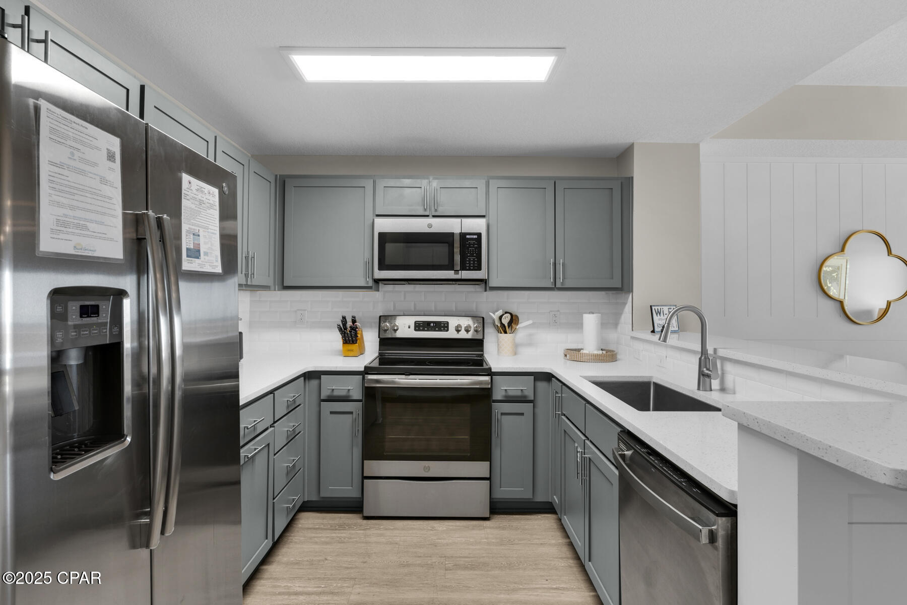 15928 Front Beach Road 711