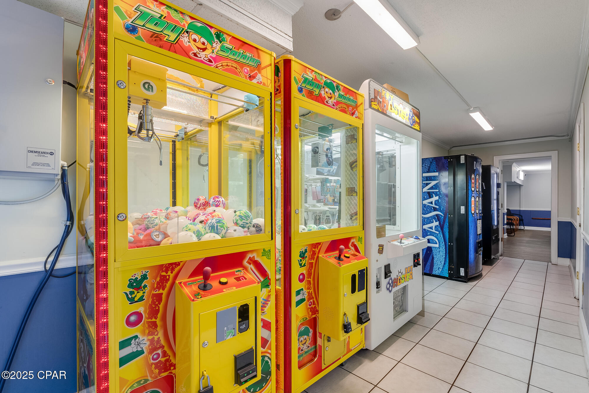 5801 Thomas Drive 723