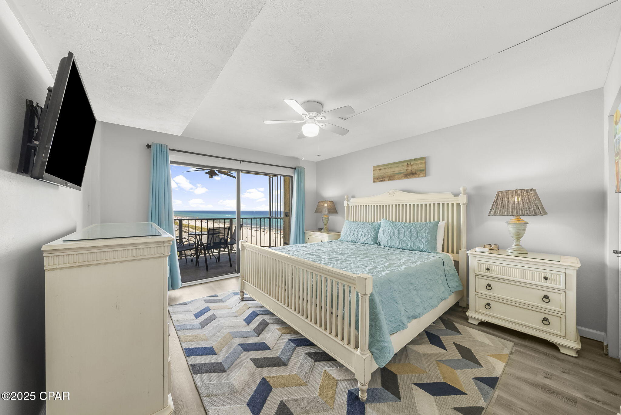 5801 Thomas Drive 723