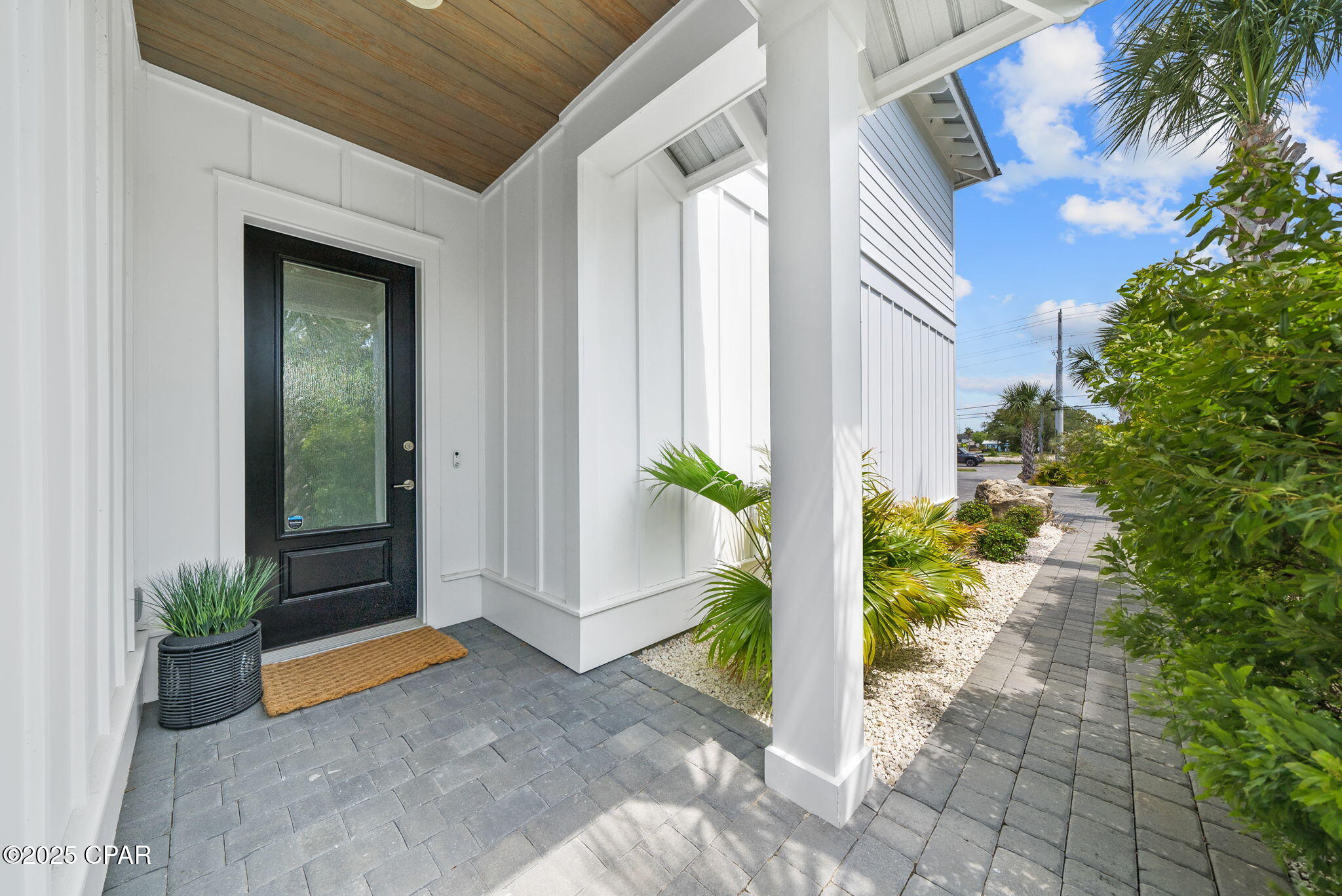 8597 N Lagoon Drive