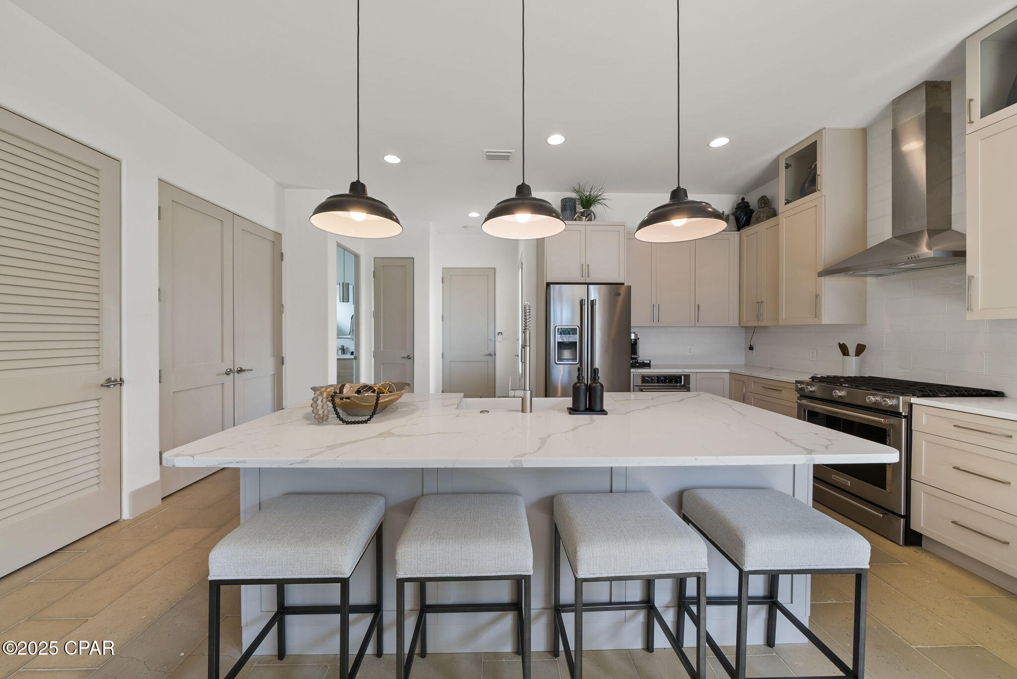 8597 N Lagoon Drive