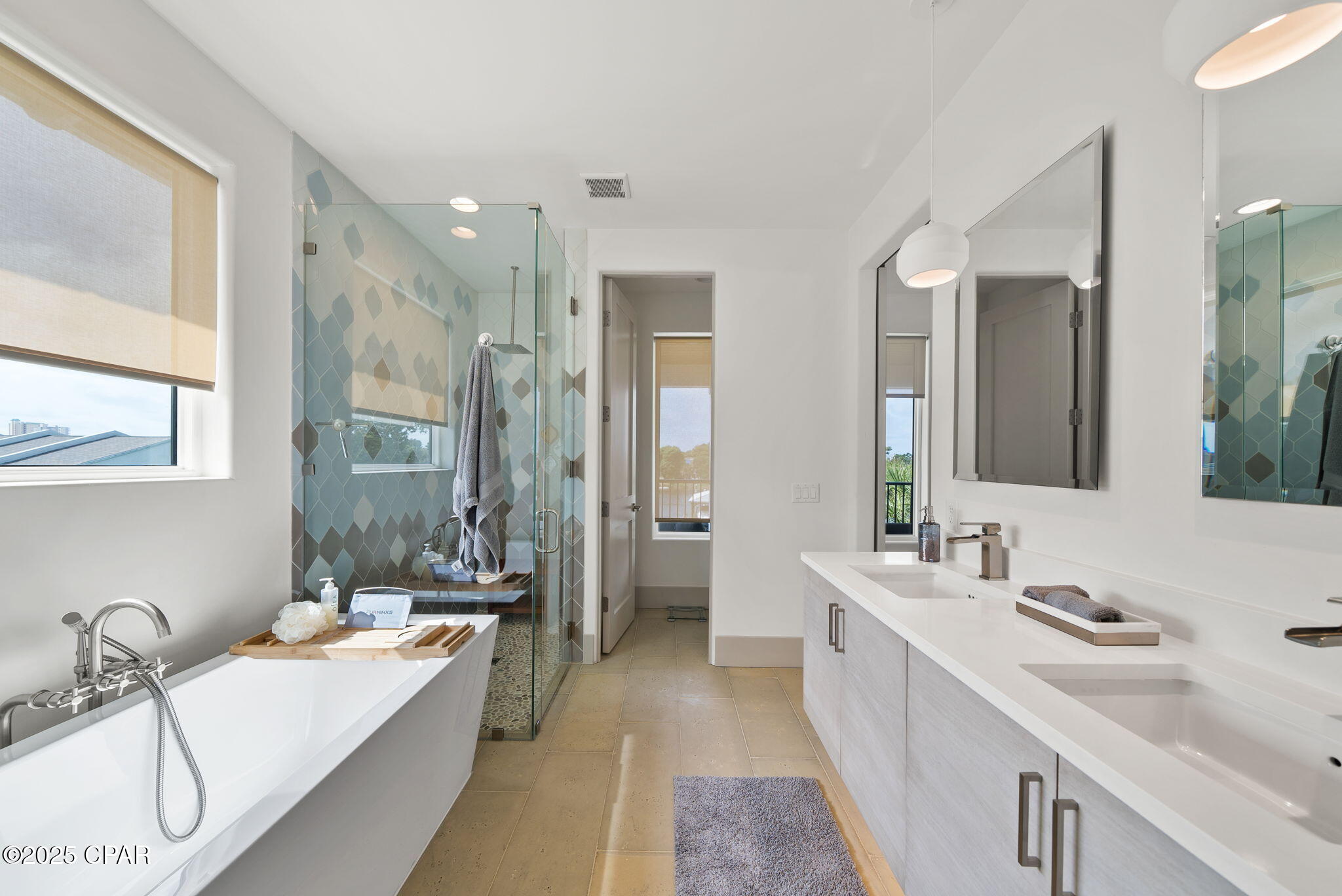 8597 N Lagoon Drive