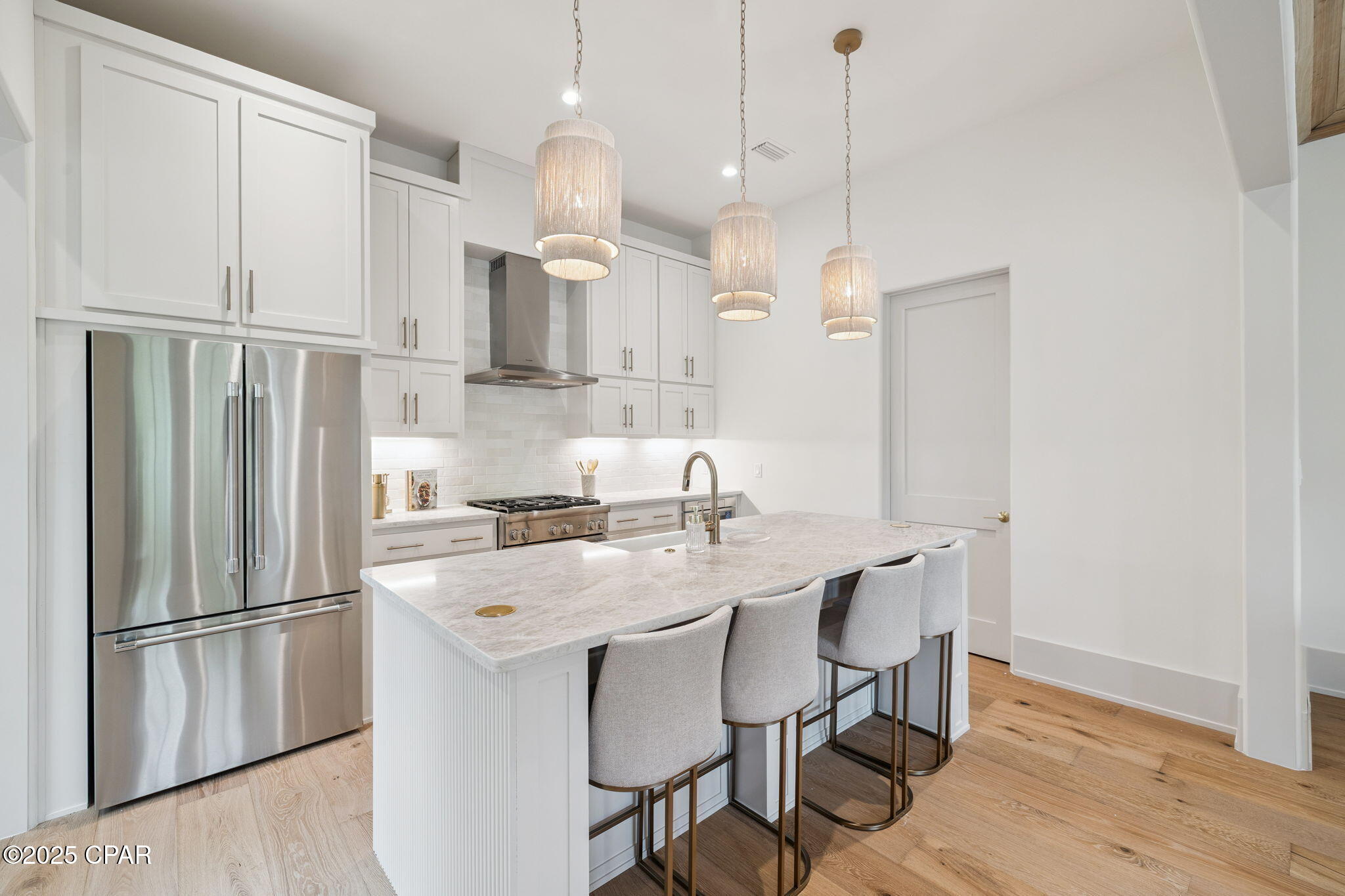 1576 Salamander Trail