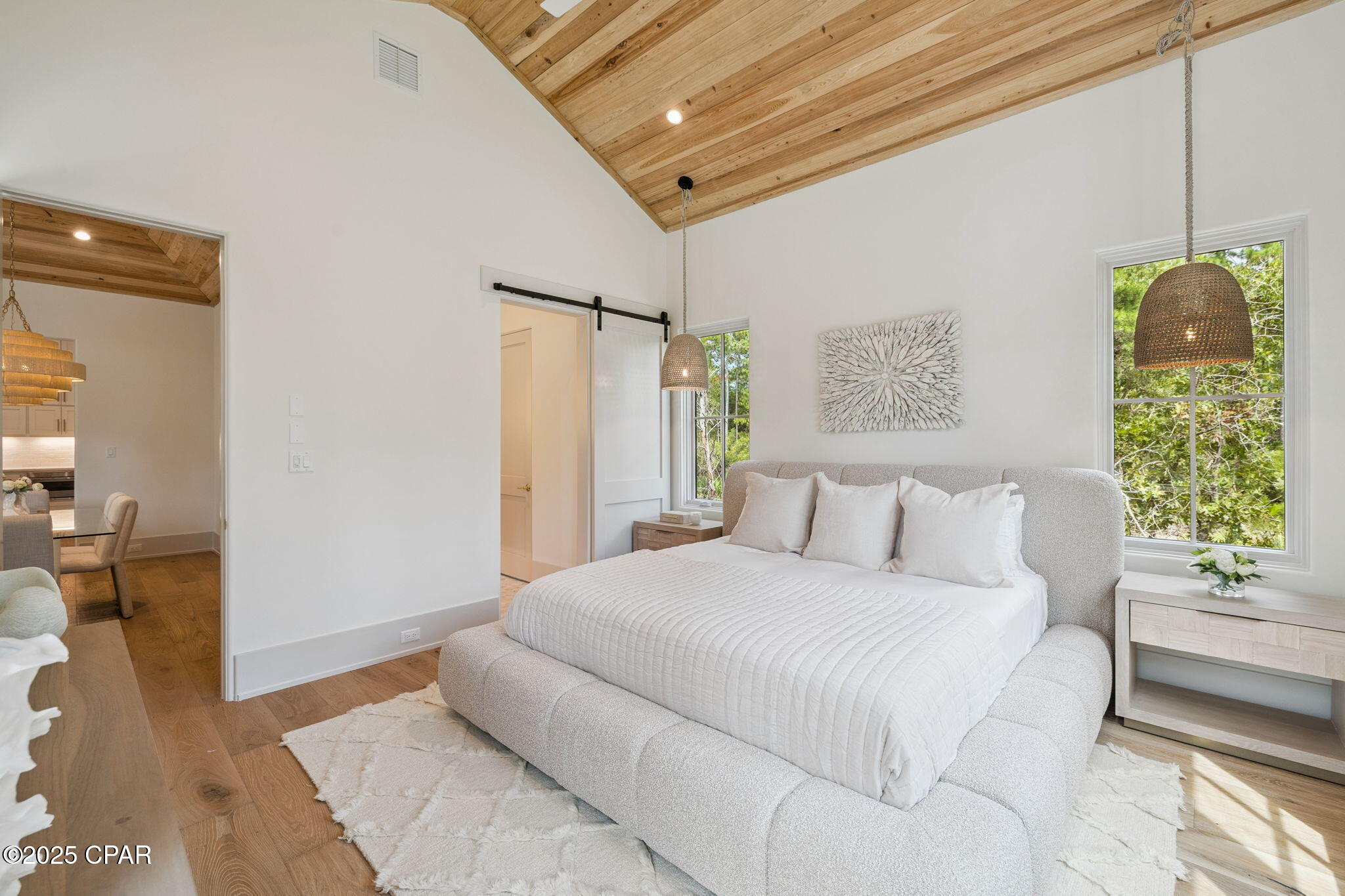 1576 Salamander Trail