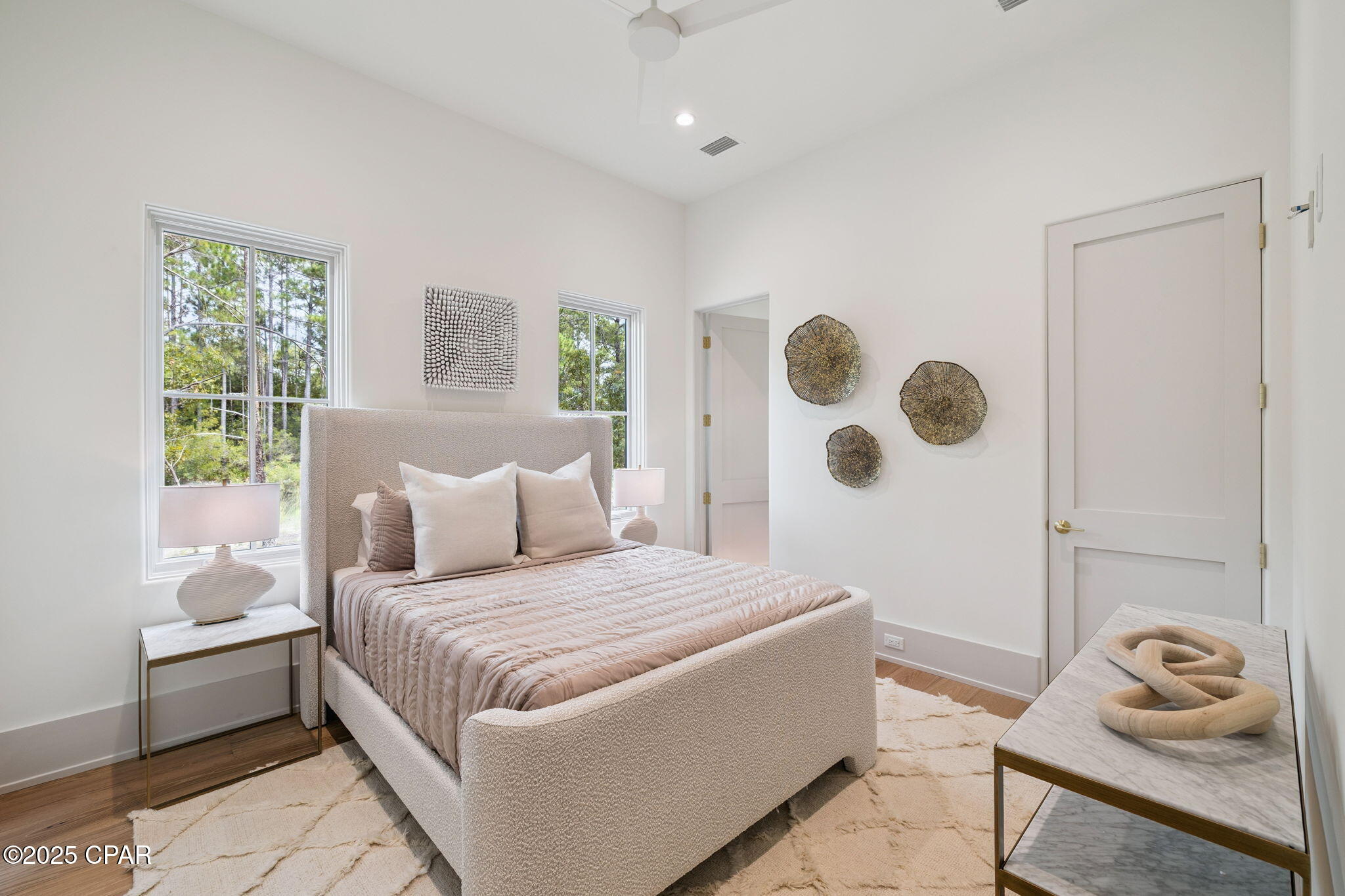 1576 Salamander Trail