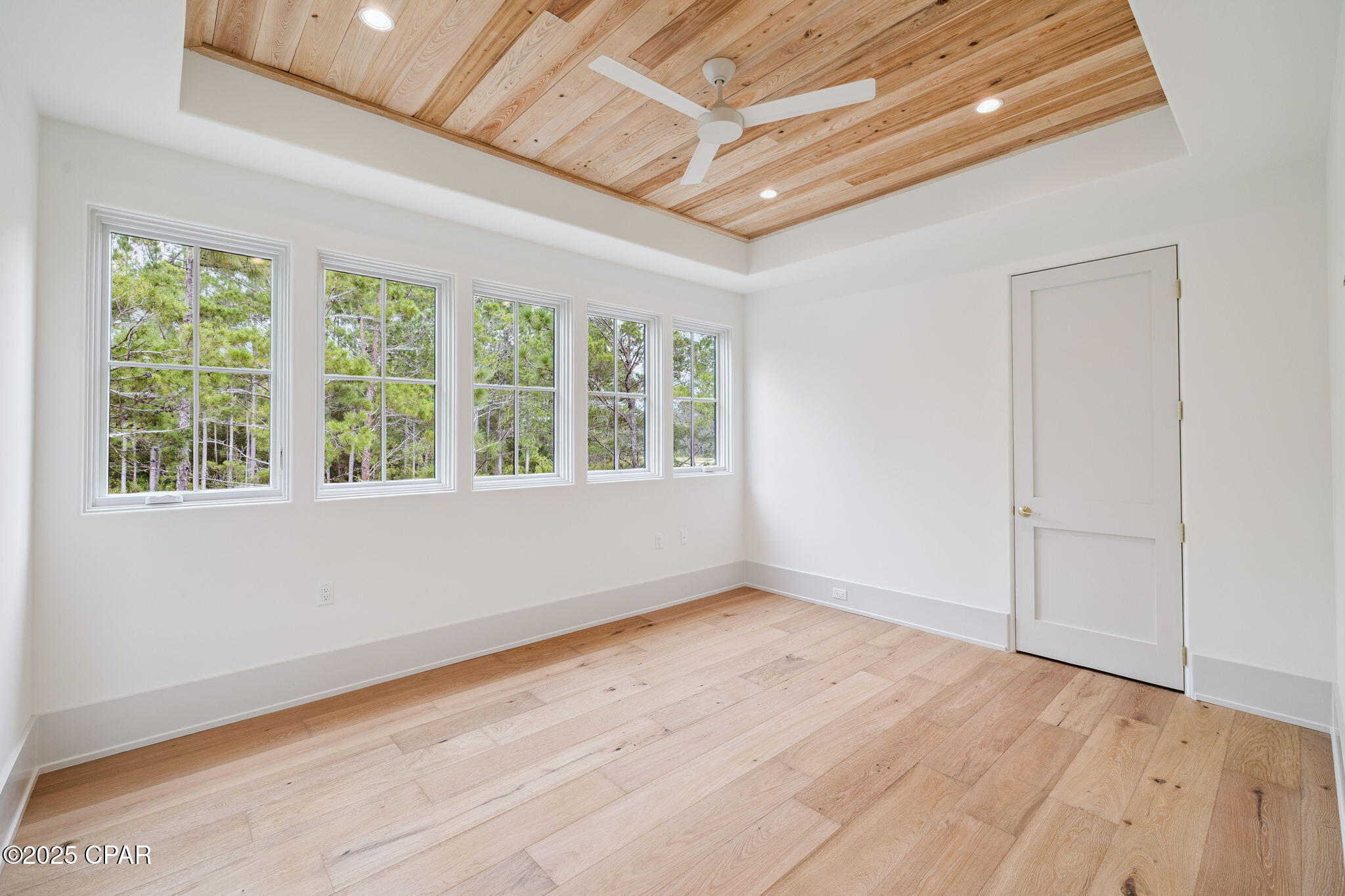 1576 Salamander Trail