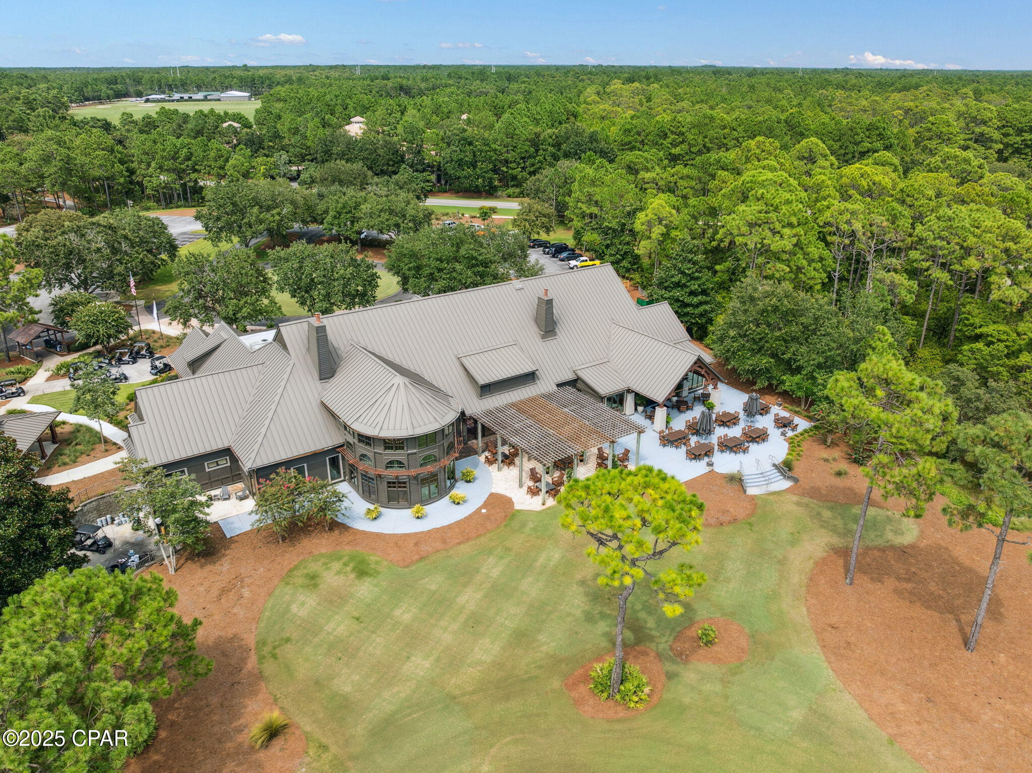 1576 Salamander Trail