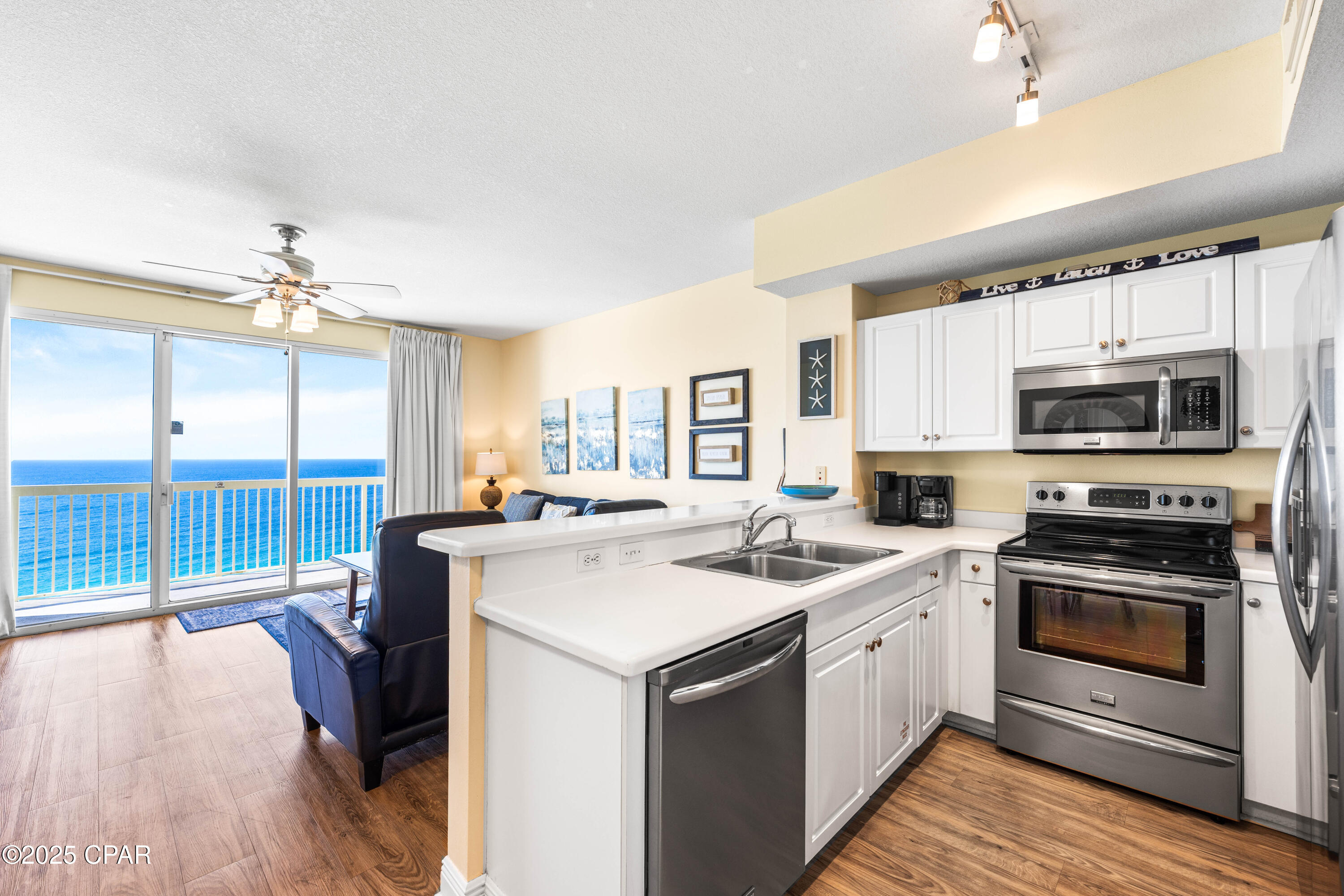 17757 Front Beach Road, 1903D
