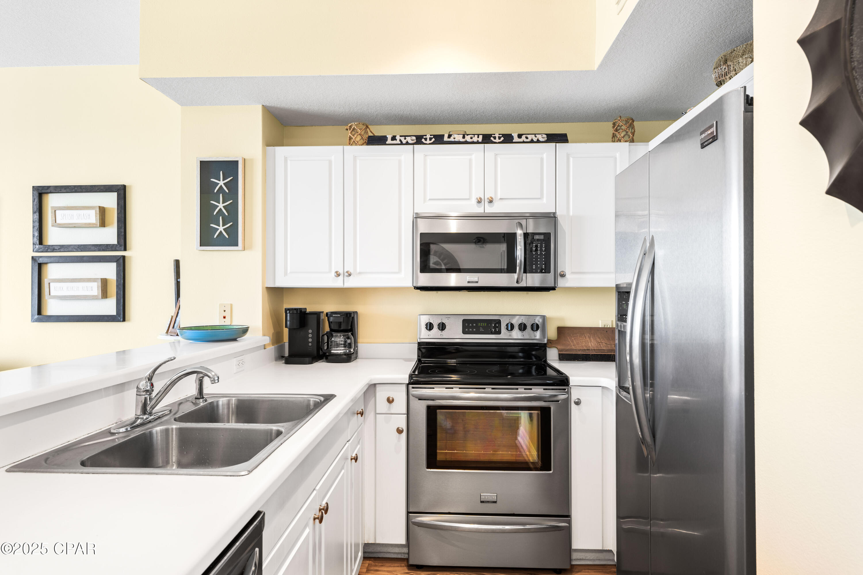 17757 Front Beach Road, 1903D